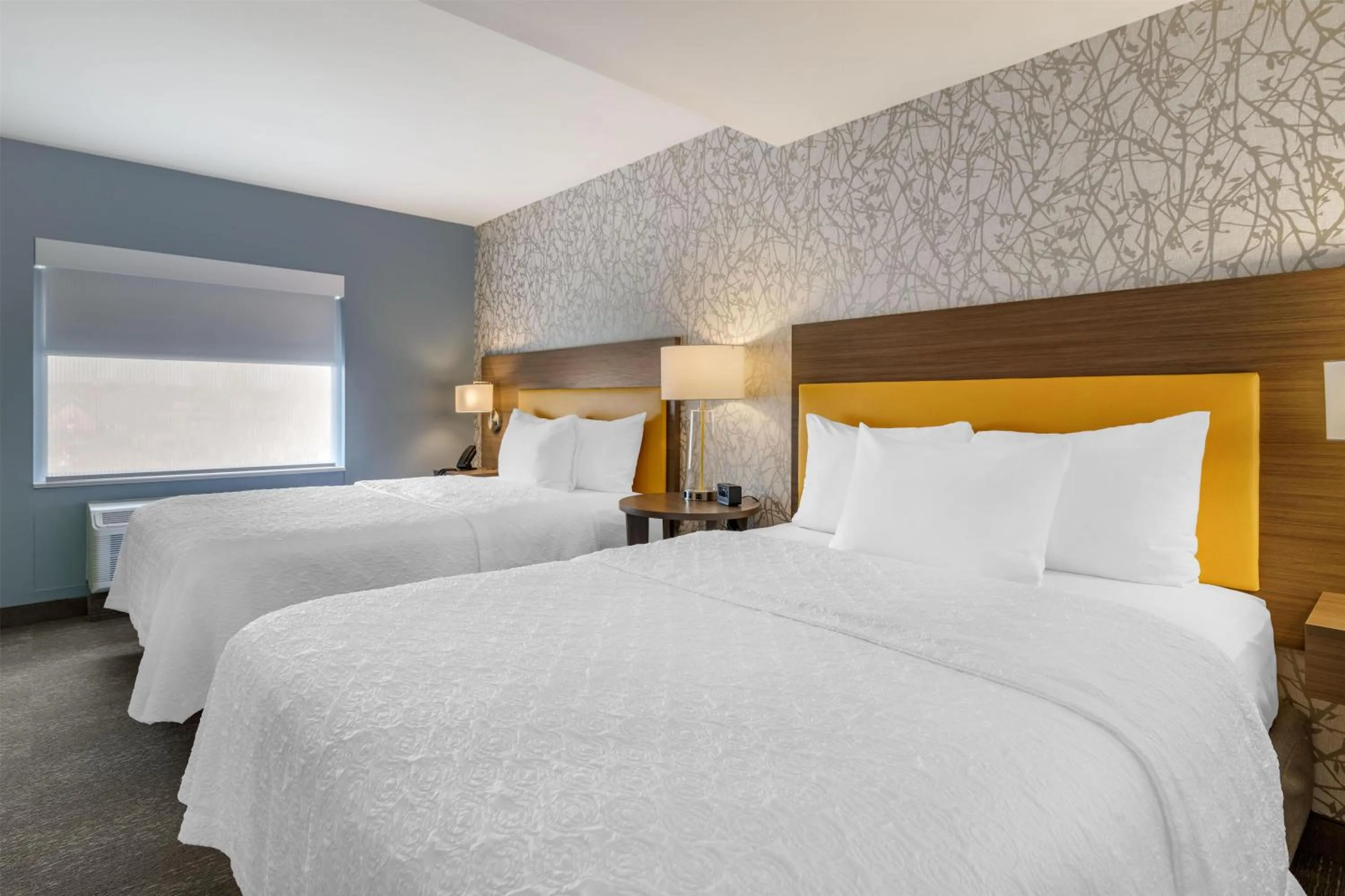 Bed in Home2 Suites by Hilton Bangor