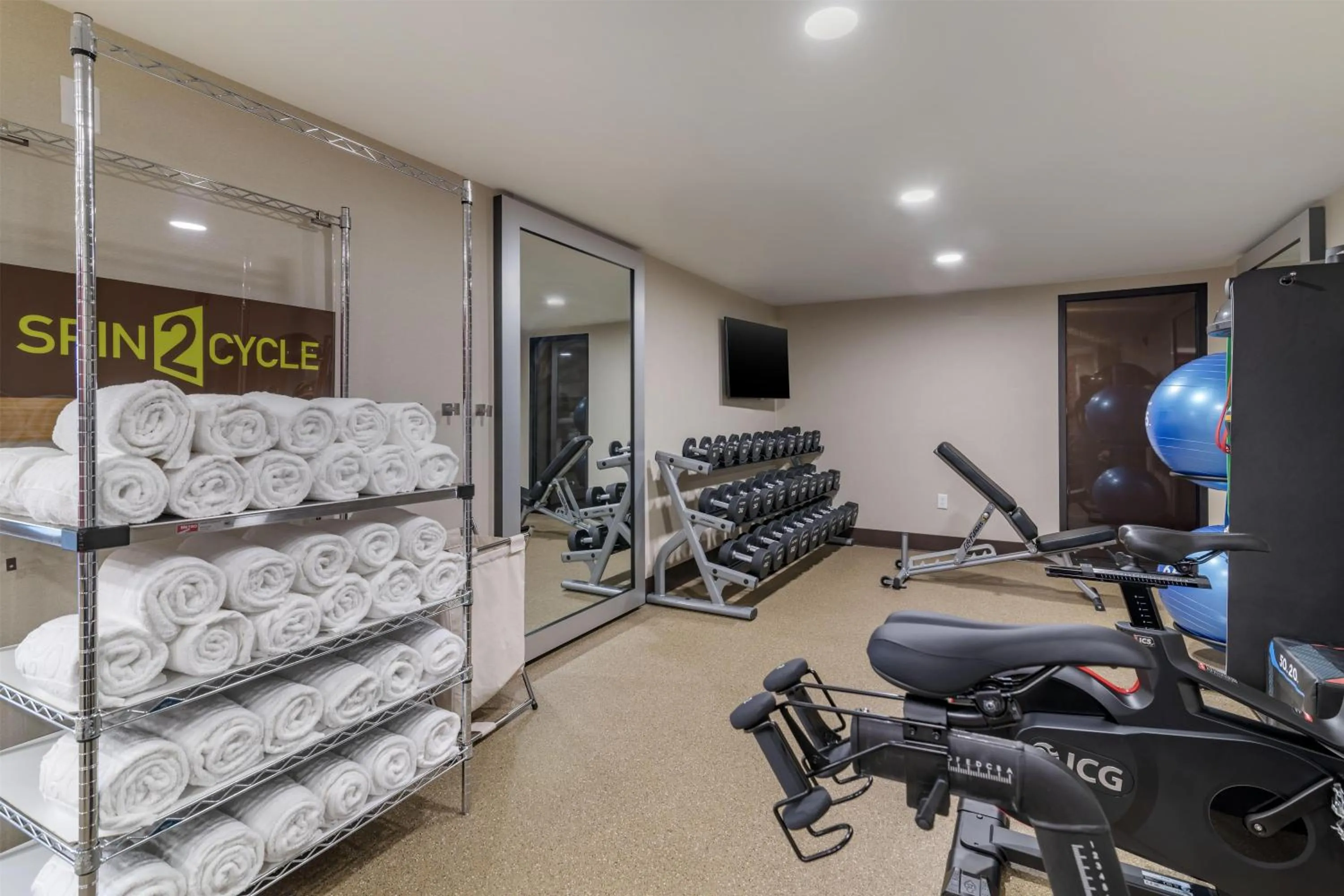Fitness centre/facilities in Home2 Suites by Hilton Bangor