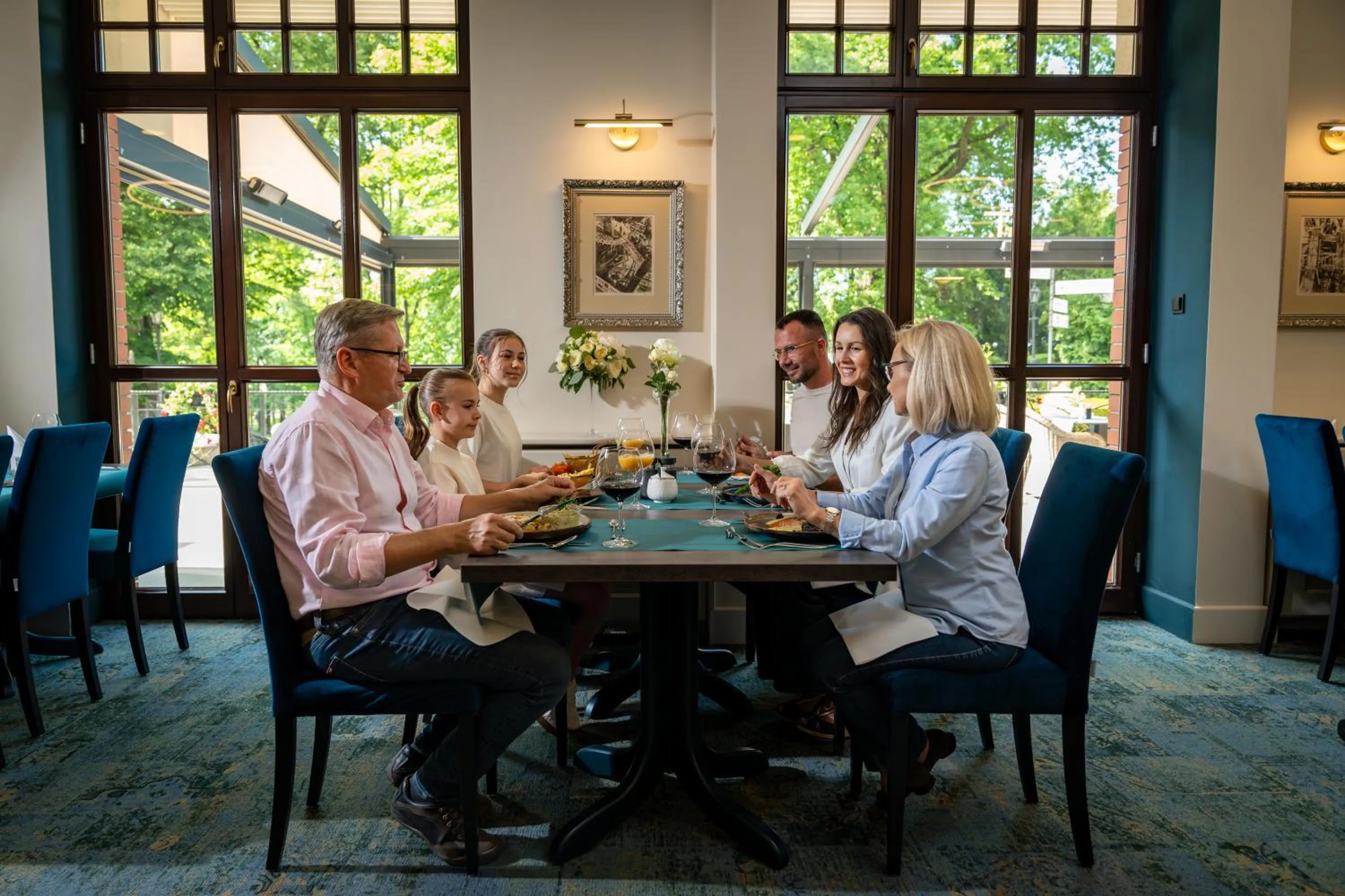 Restaurant/places to eat in Grand Sal