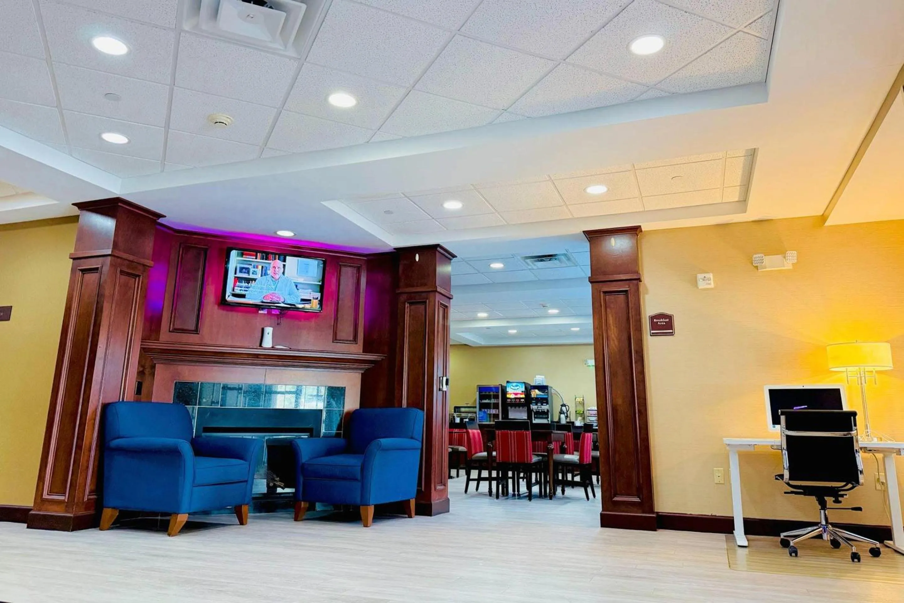 Lobby or reception in Comfort Inn & Suites Scarborough-Portland