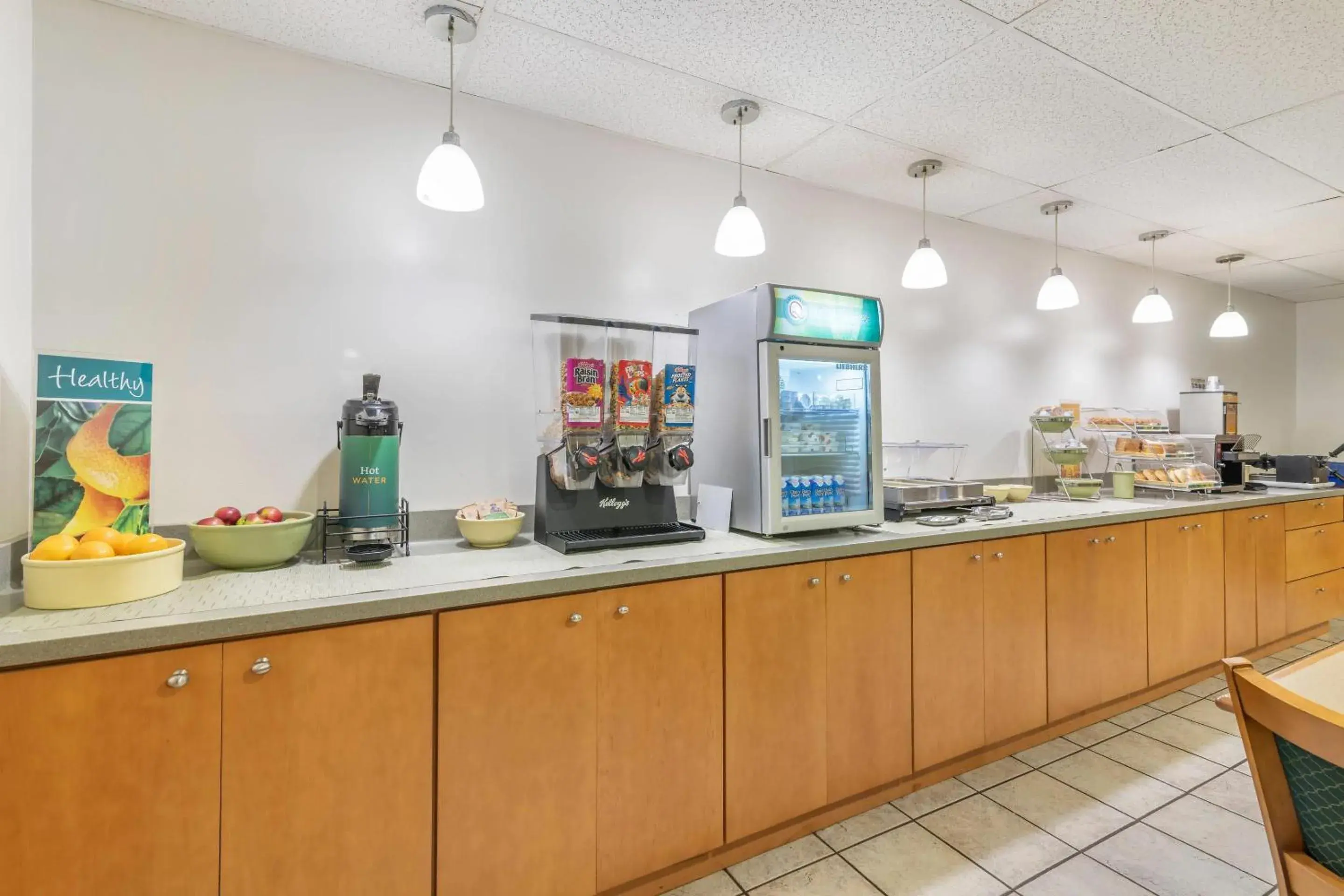 Breakfast in Quality Inn at Bangor Mall Breakfast in Quality Inn at Bangor Mall