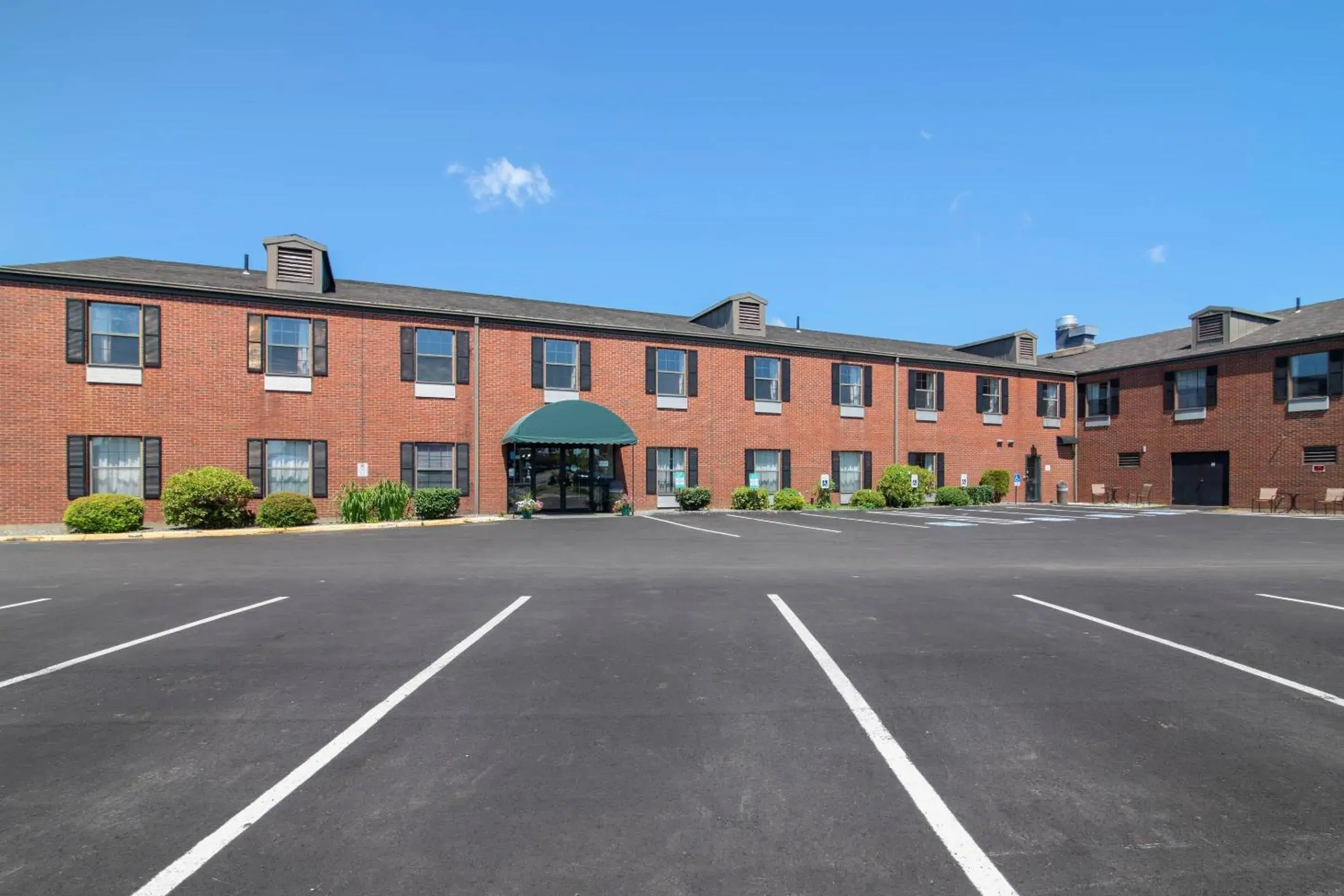 Property building in Quality Inn at Bangor Mall Property building in Quality Inn at Bangor Mall