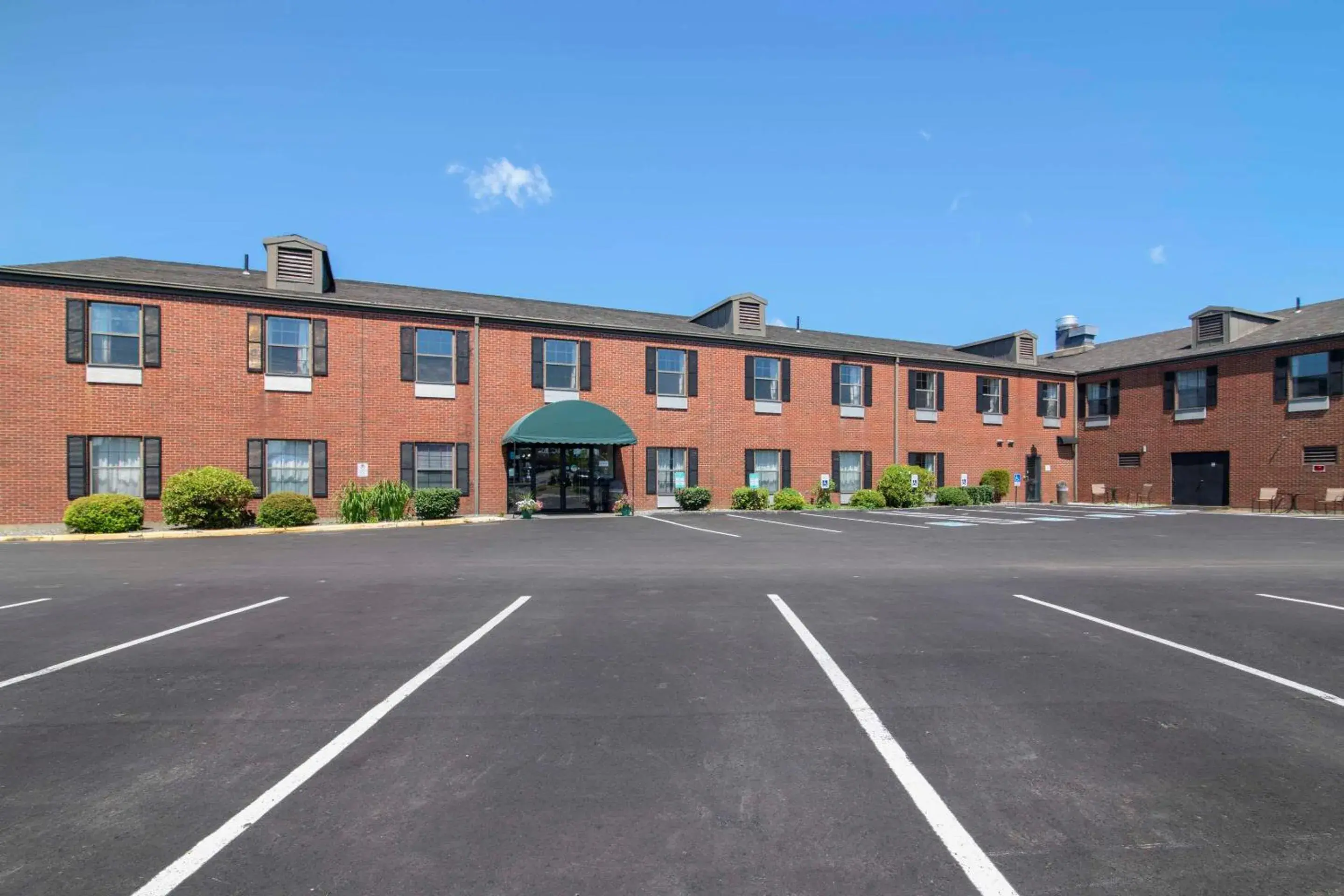 Property building in Quality Inn at Bangor Mall Property building in Quality Inn at Bangor Mall