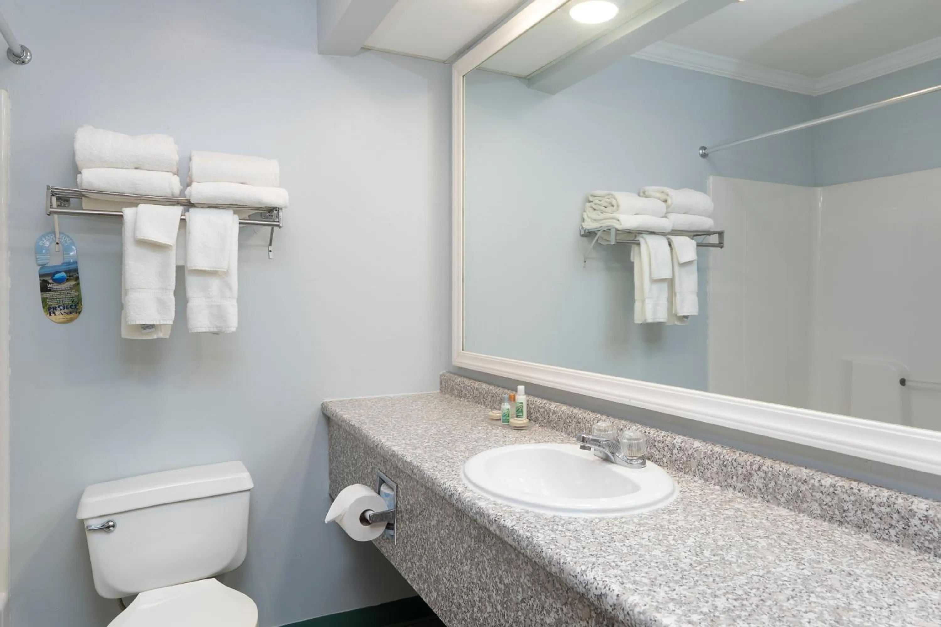 Bathroom in Fireside Inn, Ocean's Edge