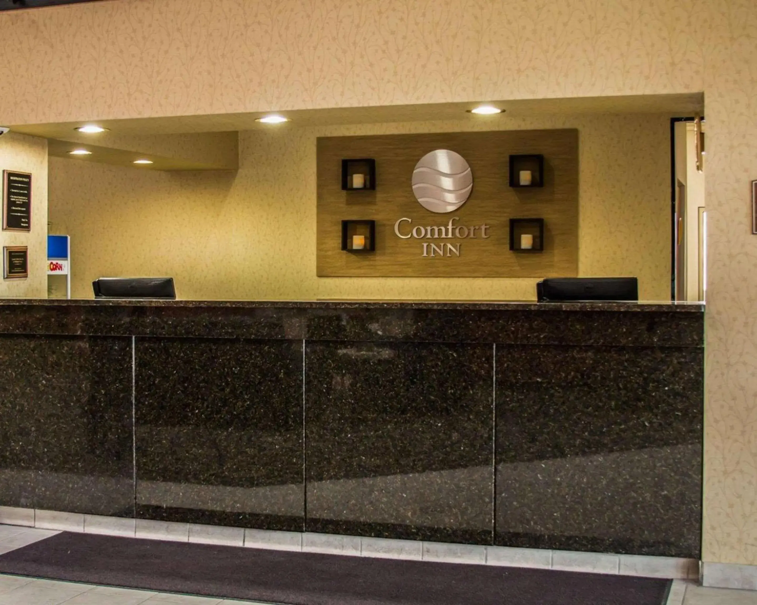 Lobby or reception in Comfort Inn Lobby or reception in Comfort Inn