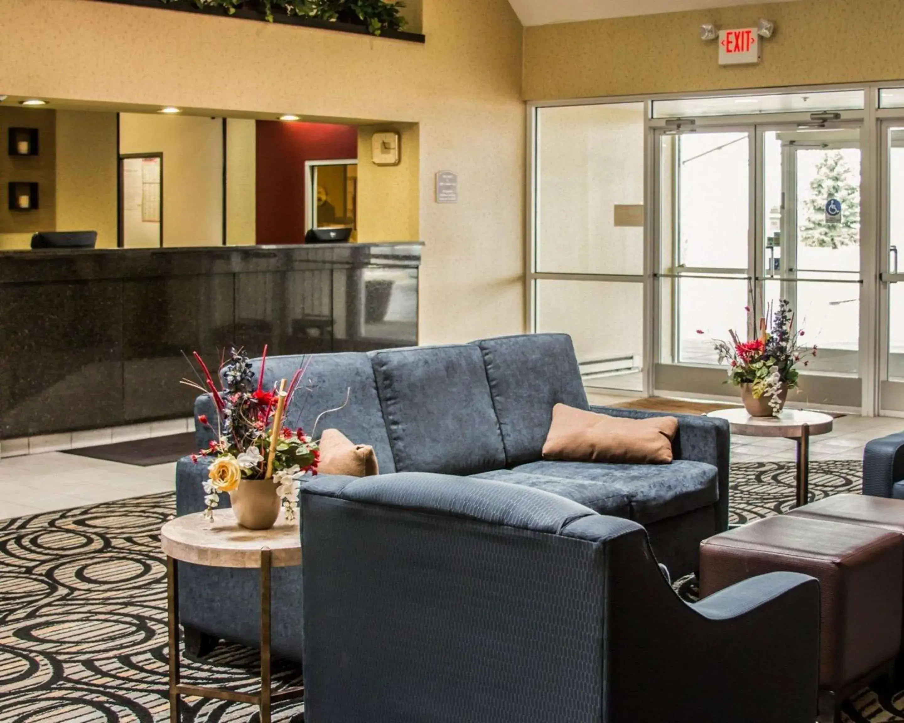 Lobby or reception in Comfort Inn Lobby or reception in Comfort Inn