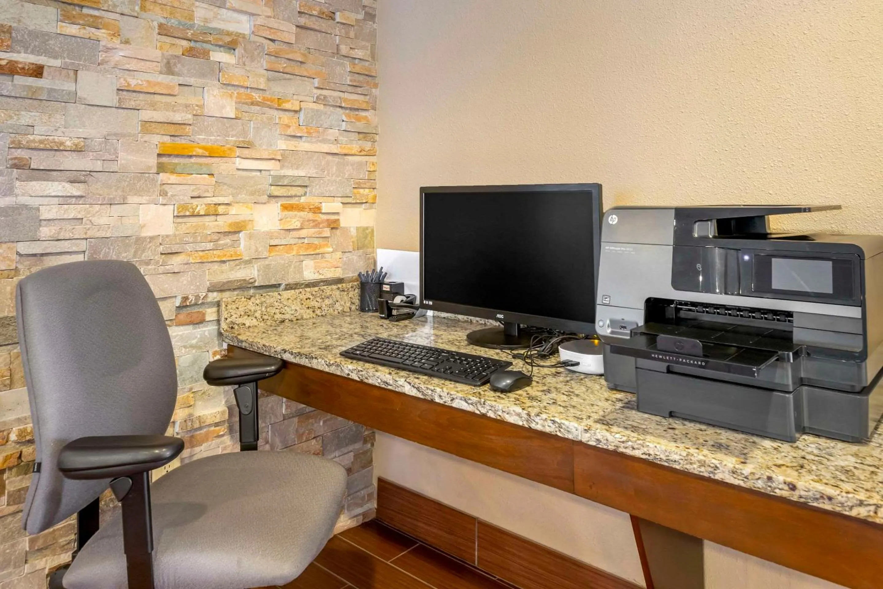 Business facilities in Comfort Inn