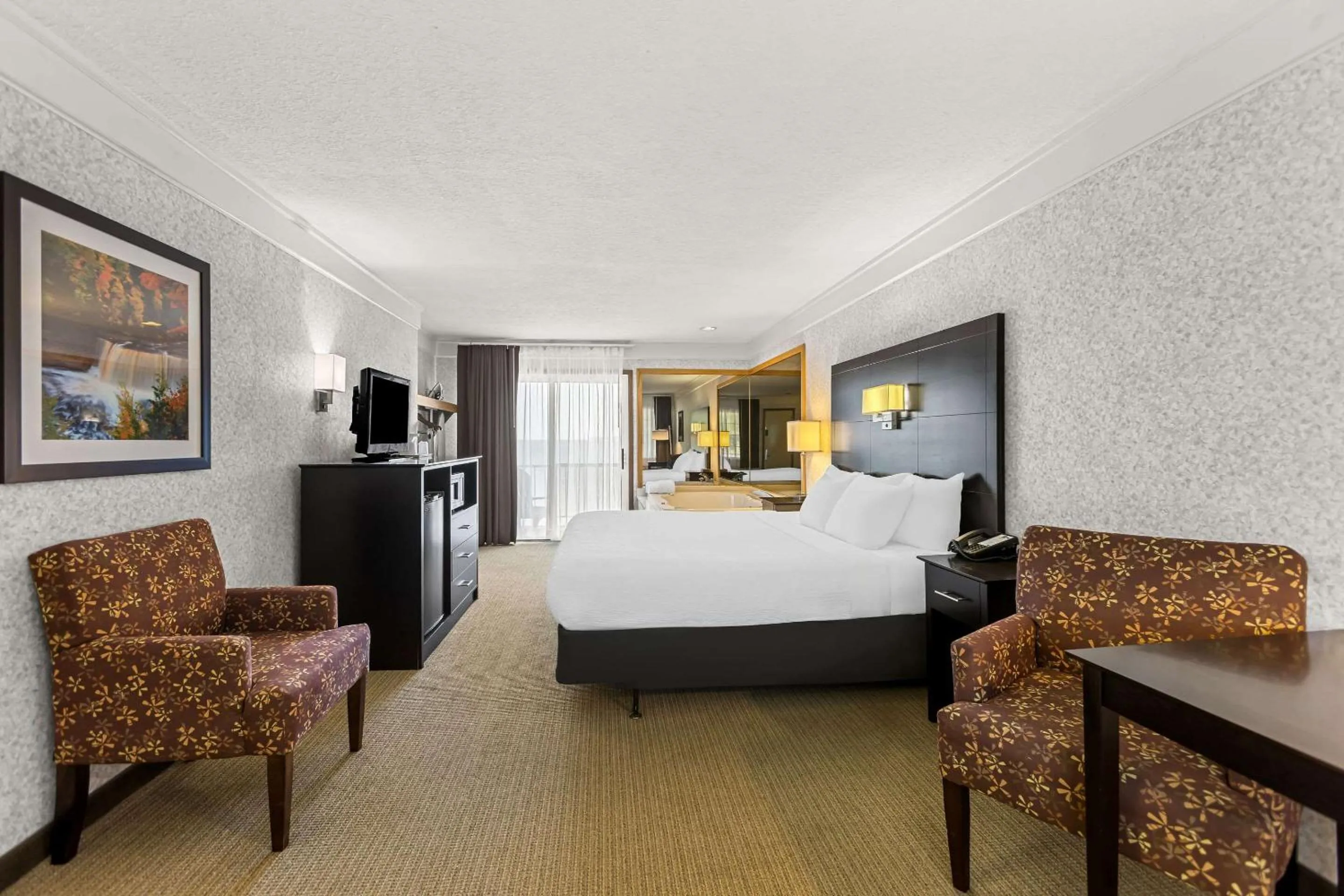 Bedroom, Bed in Quality Inn Lakefront