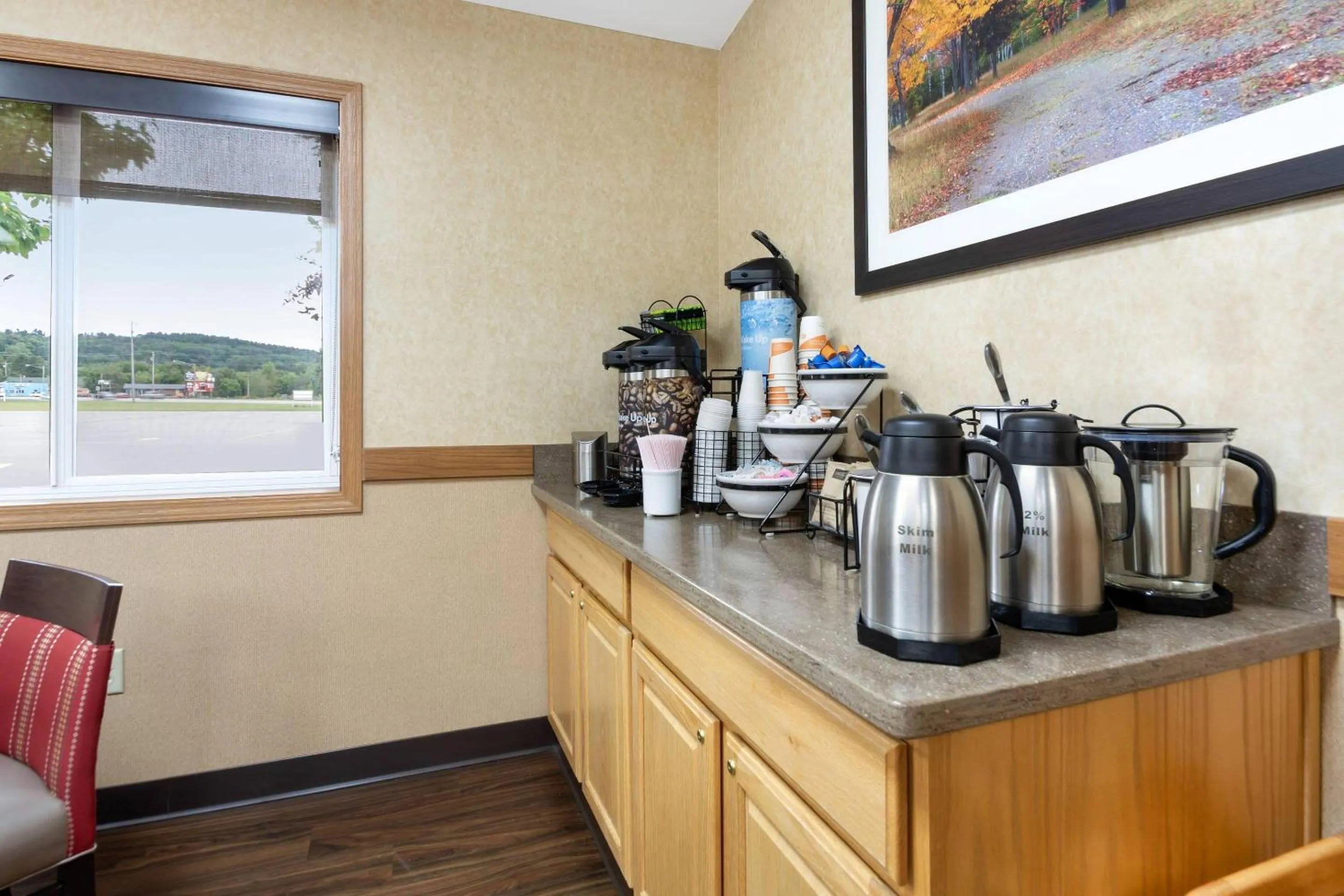 Breakfast in Comfort Inn Iron Mountain North
