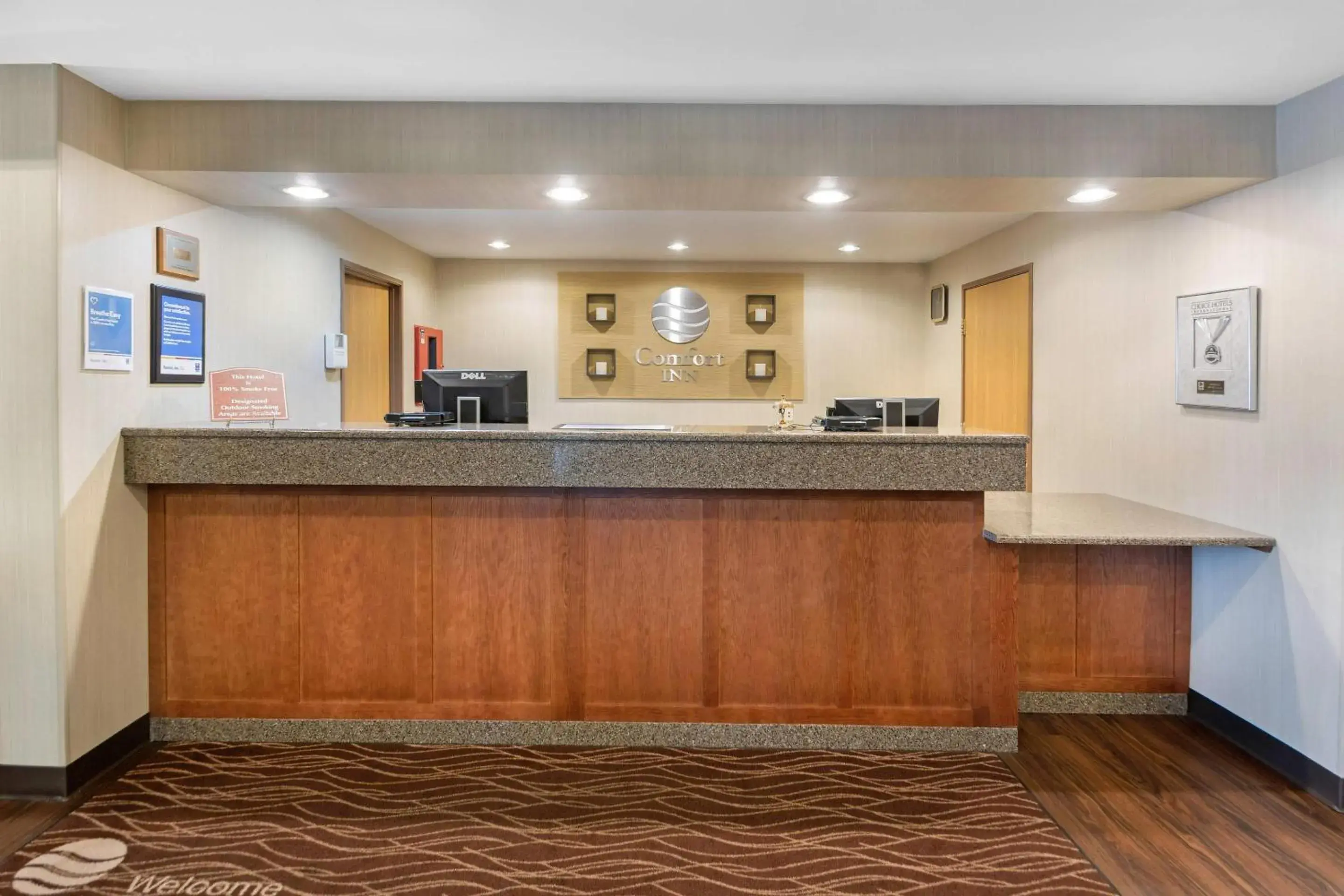 Lobby or reception in Comfort Inn Iron Mountain North Lobby or reception in Comfort Inn Iron Mountain North