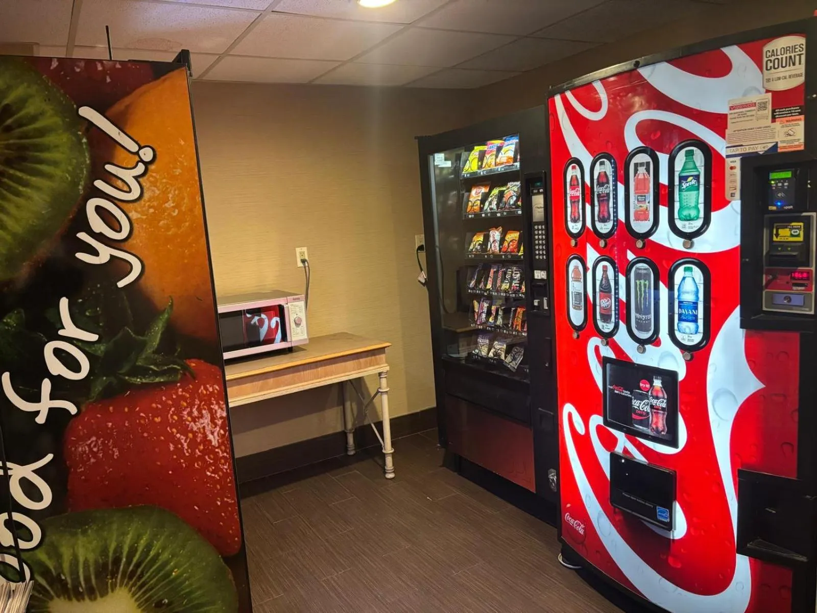 vending machine in Comfort Inn Farmington Hills - Novi-Royal oaks-Southfield-Detroit Northwest