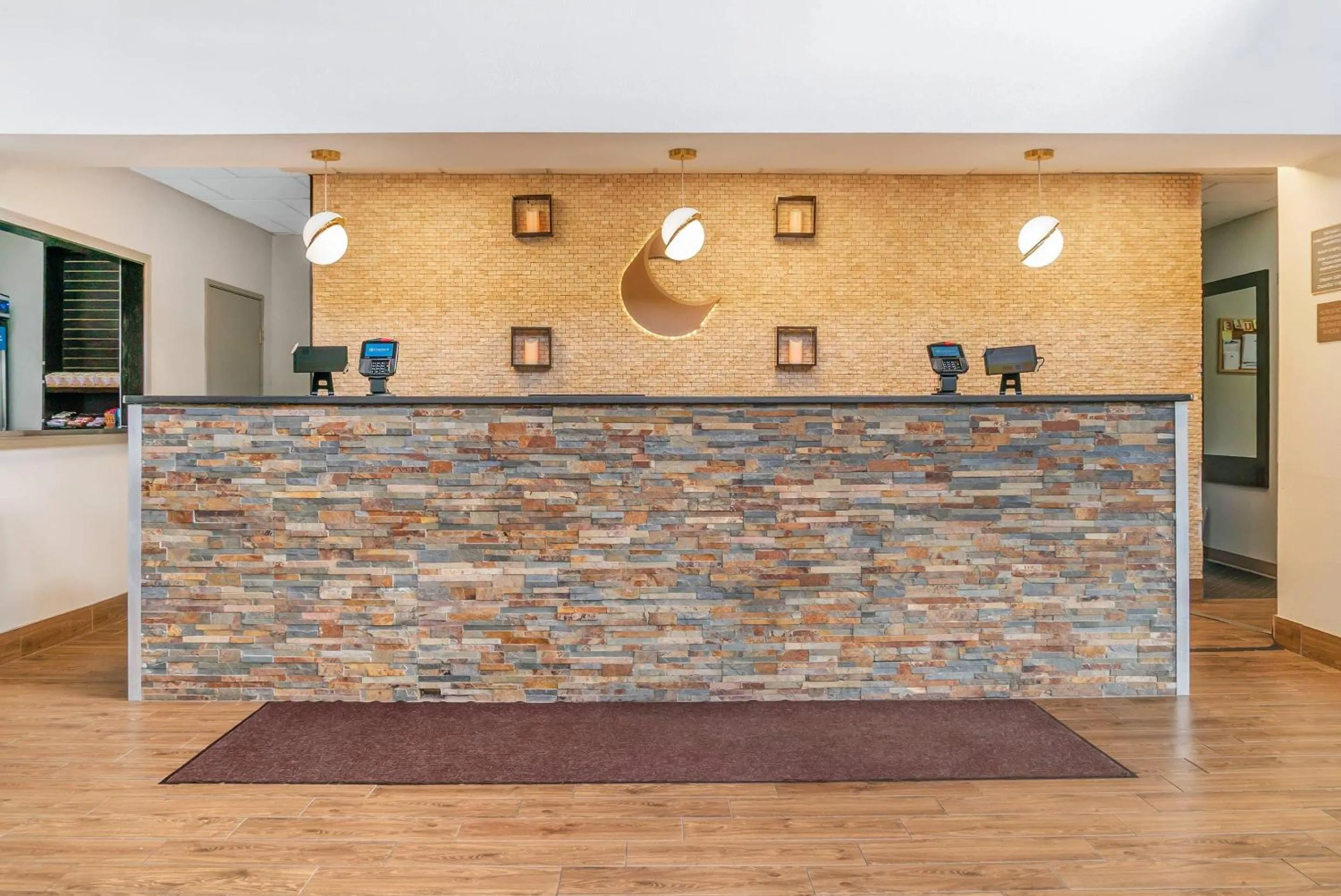 Lobby or reception in Comfort Suites Auburn Hills-Detroit