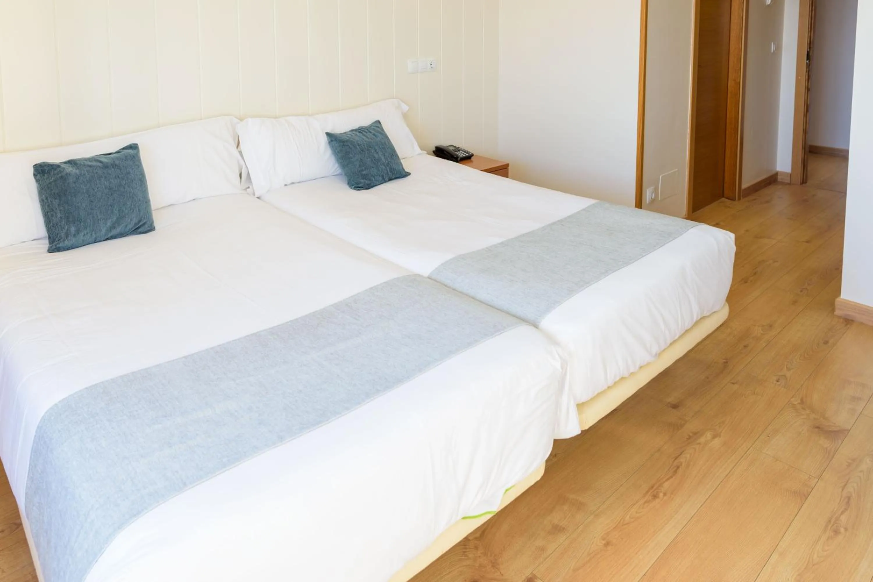 Standard Twin Room with Sea View in Hotel Alda Fogar do Mariñeiro