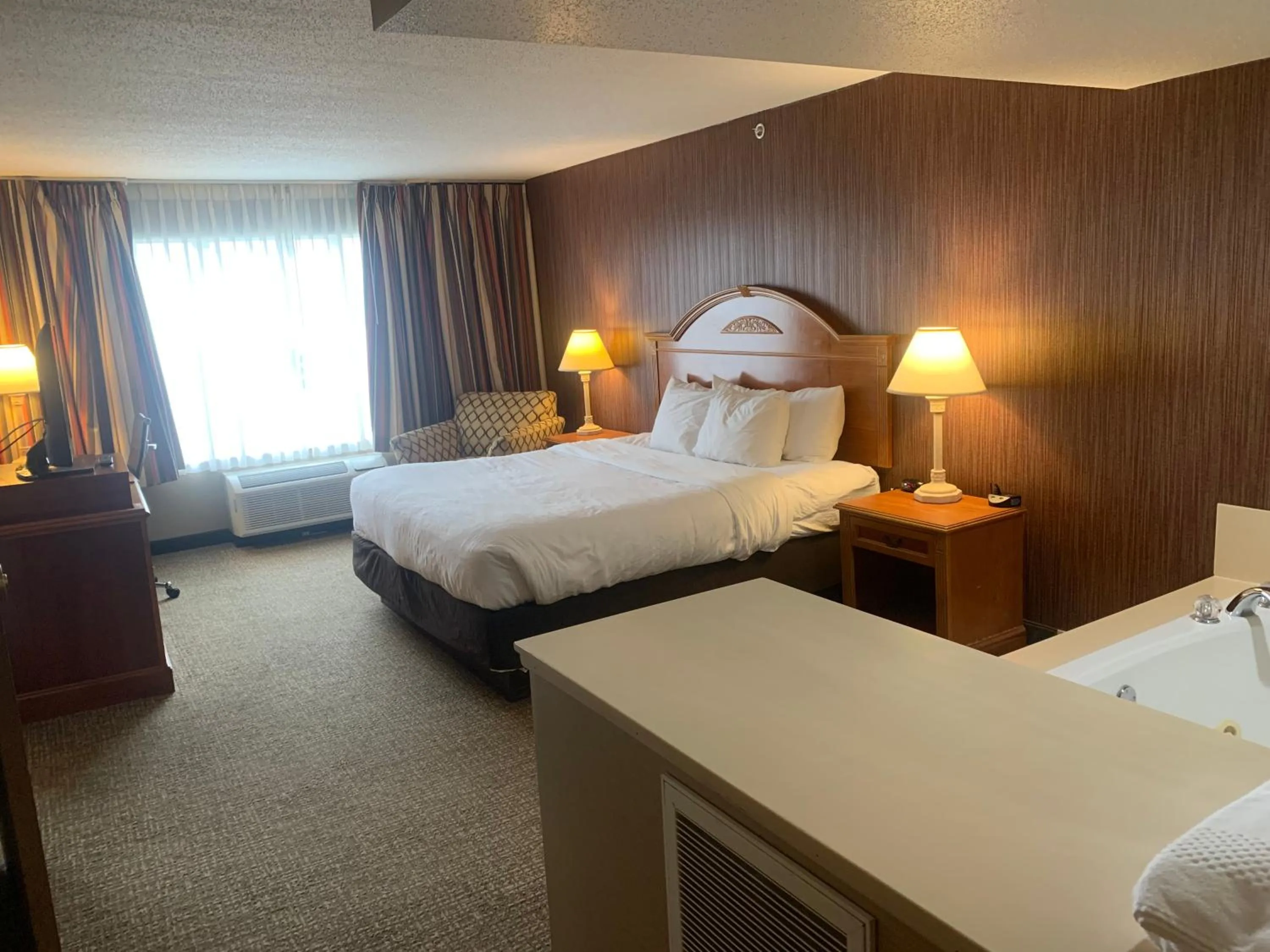 Photo of the whole room, Bed in Comfort Inn Chelsea