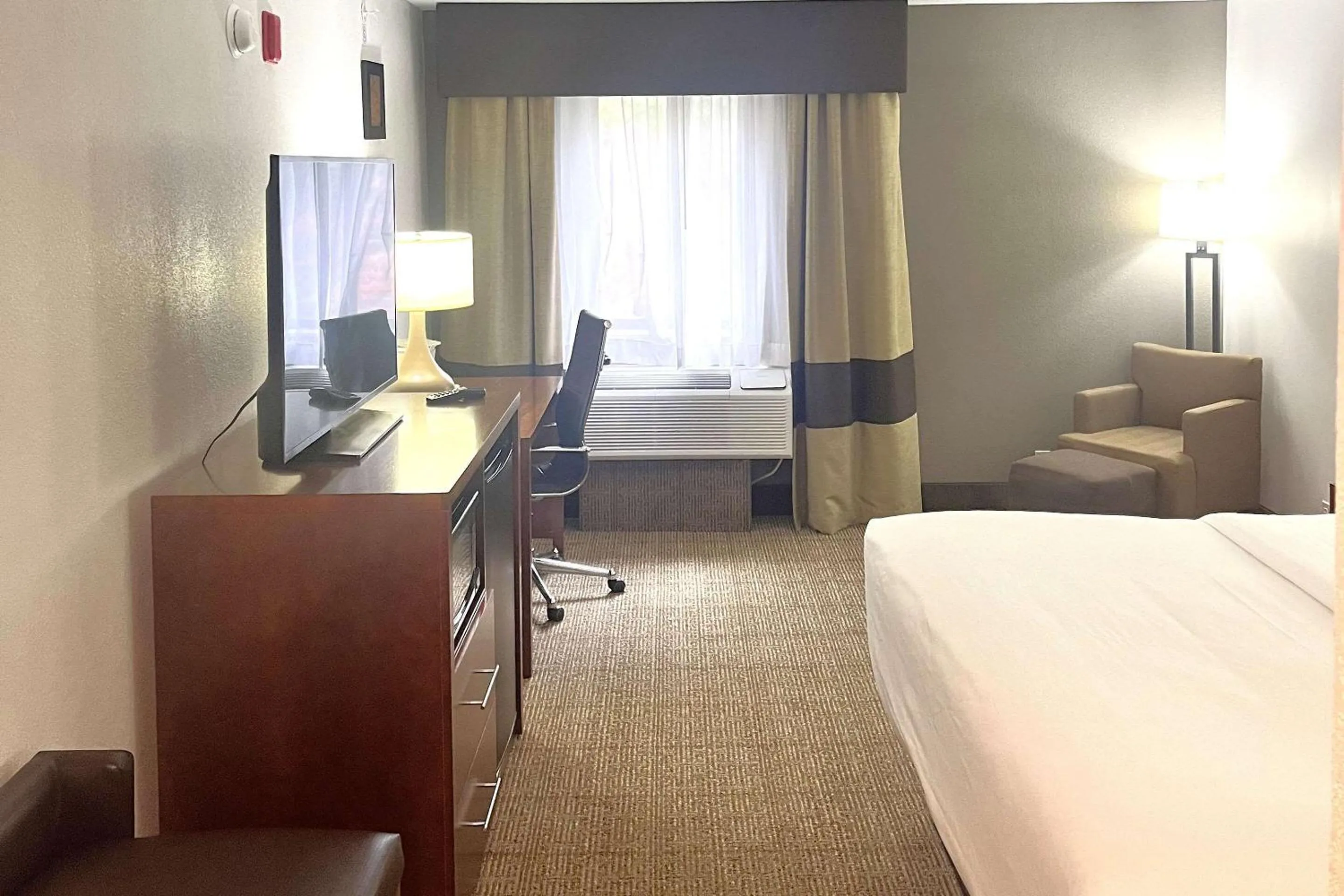 Bedroom in Comfort Inn & Suites Jackson North