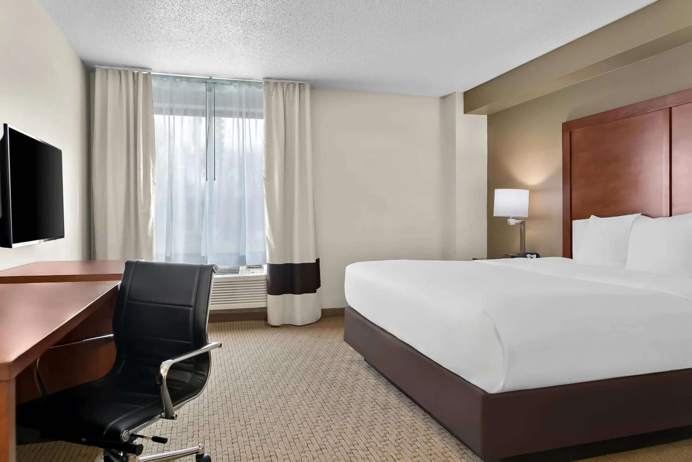 Bedroom, Bed in Comfort Inn & Suites