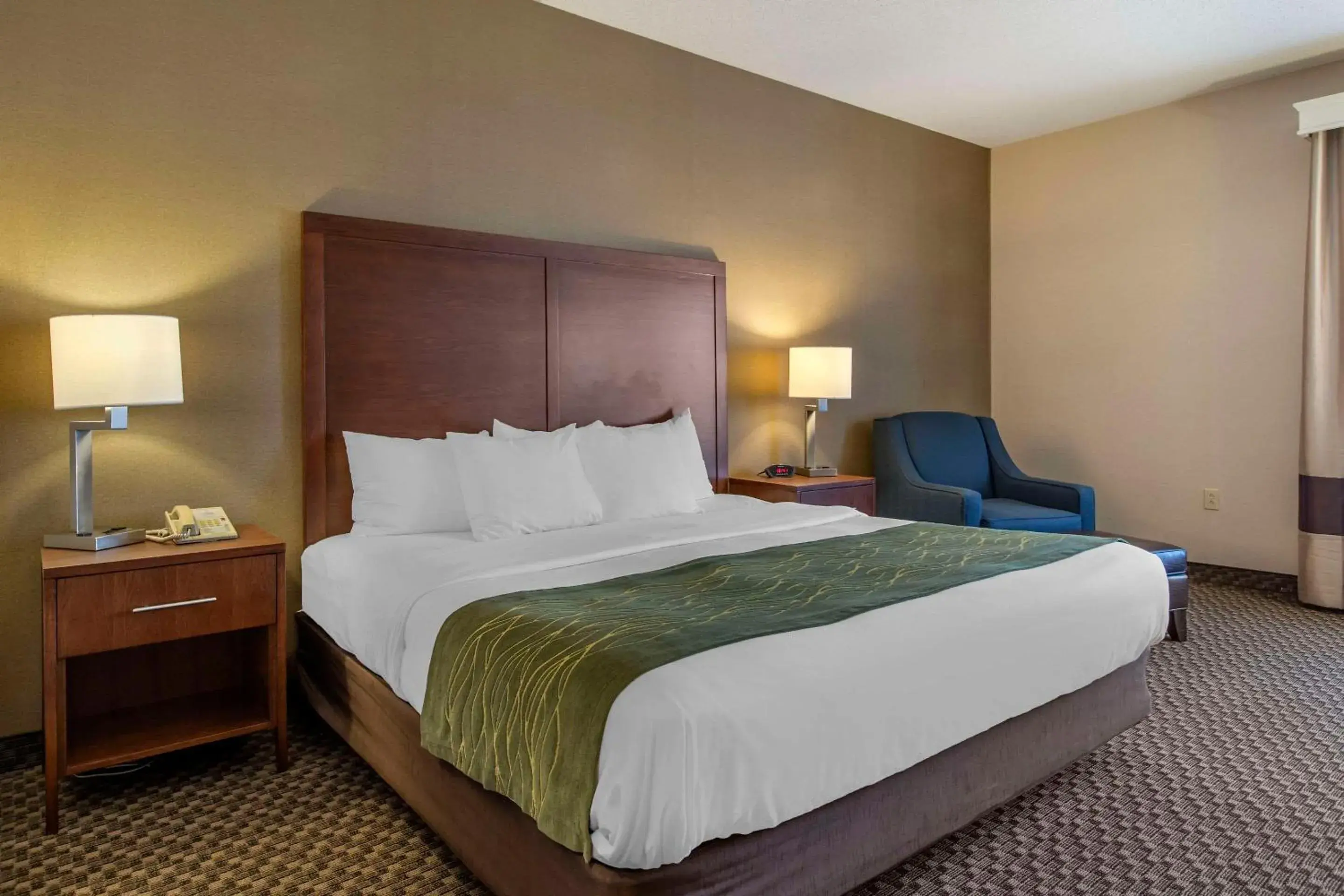 Bedroom, Bed in Comfort Inn Charlotte Bedroom, Bed in Comfort Inn Charlotte