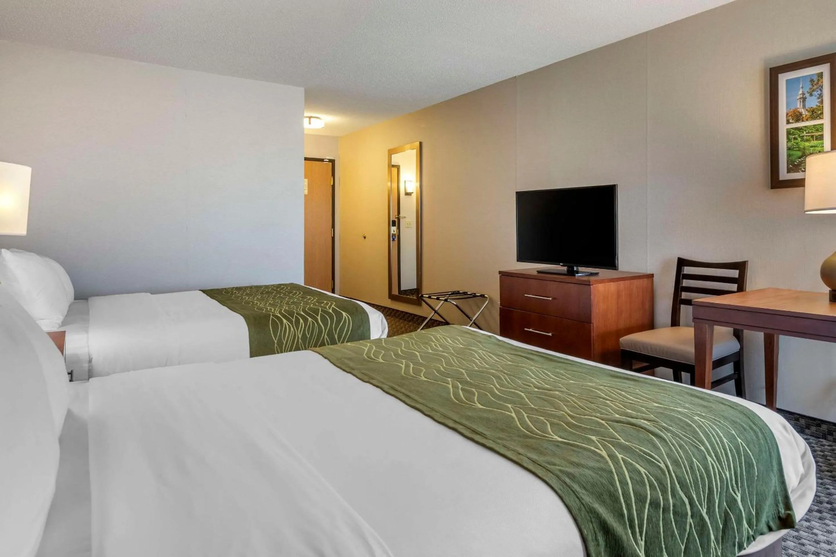 Bedroom, Bed in Comfort Inn Charlotte