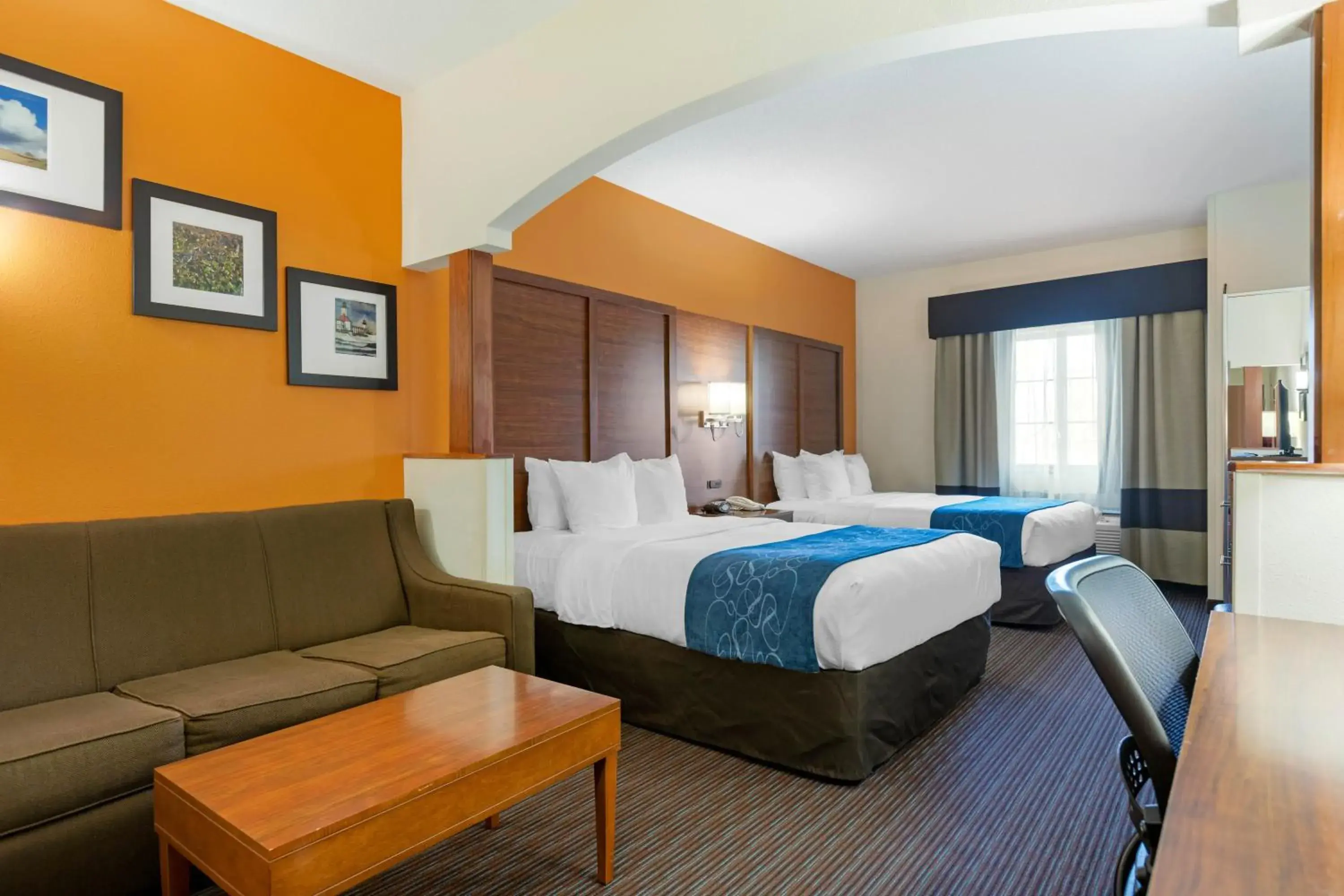 Queen Room with Two Queen Beds - Non-Smoking in Comfort Suites Stevensville - St Joseph Queen Room with Two Queen Beds - Non-Smoking in Comfort Suites Stevensville - St Joseph