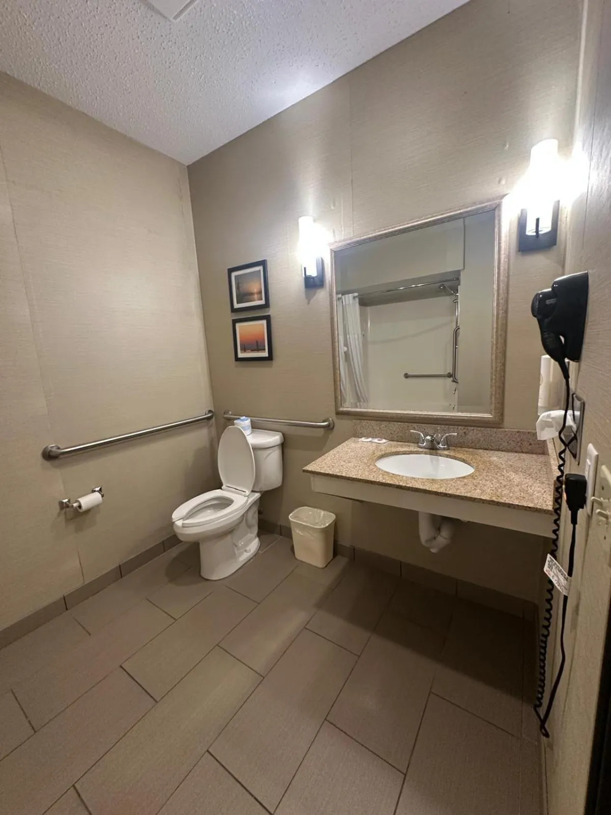 Bathroom in Comfort Suites South Haven near I-96