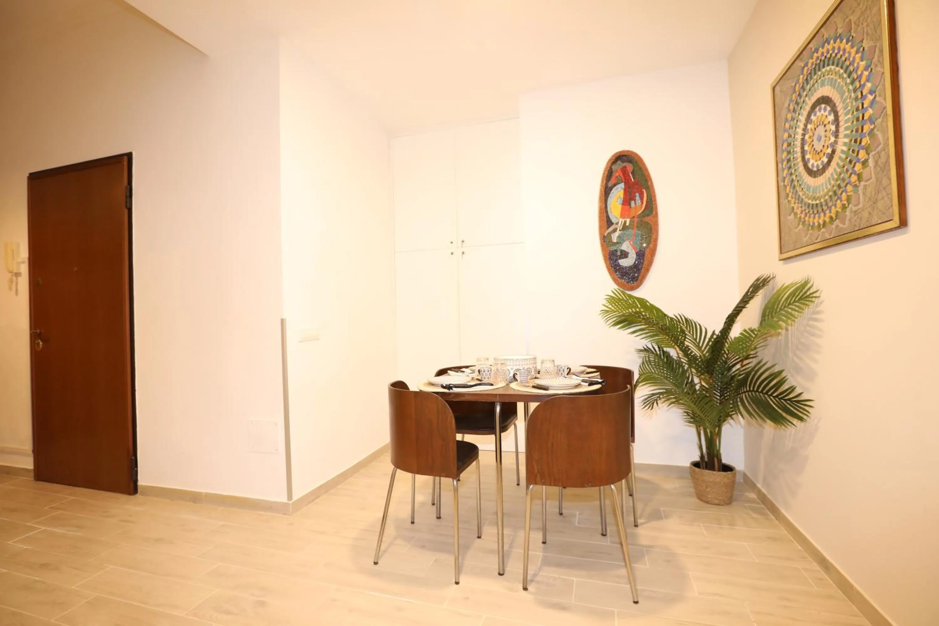 Dining area in Unique luxury apartment and rooms