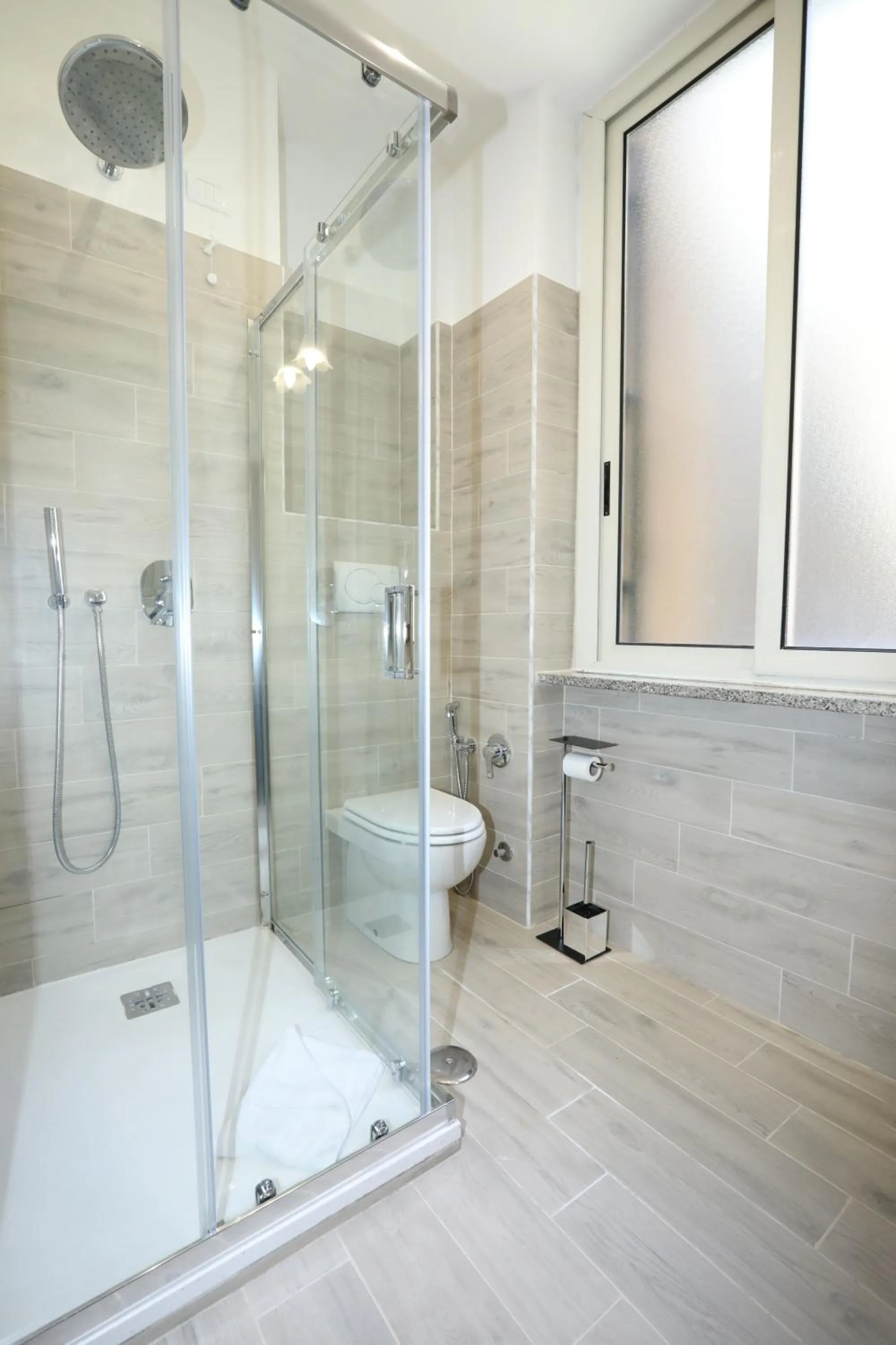 Shower in Unique luxury apartment and rooms