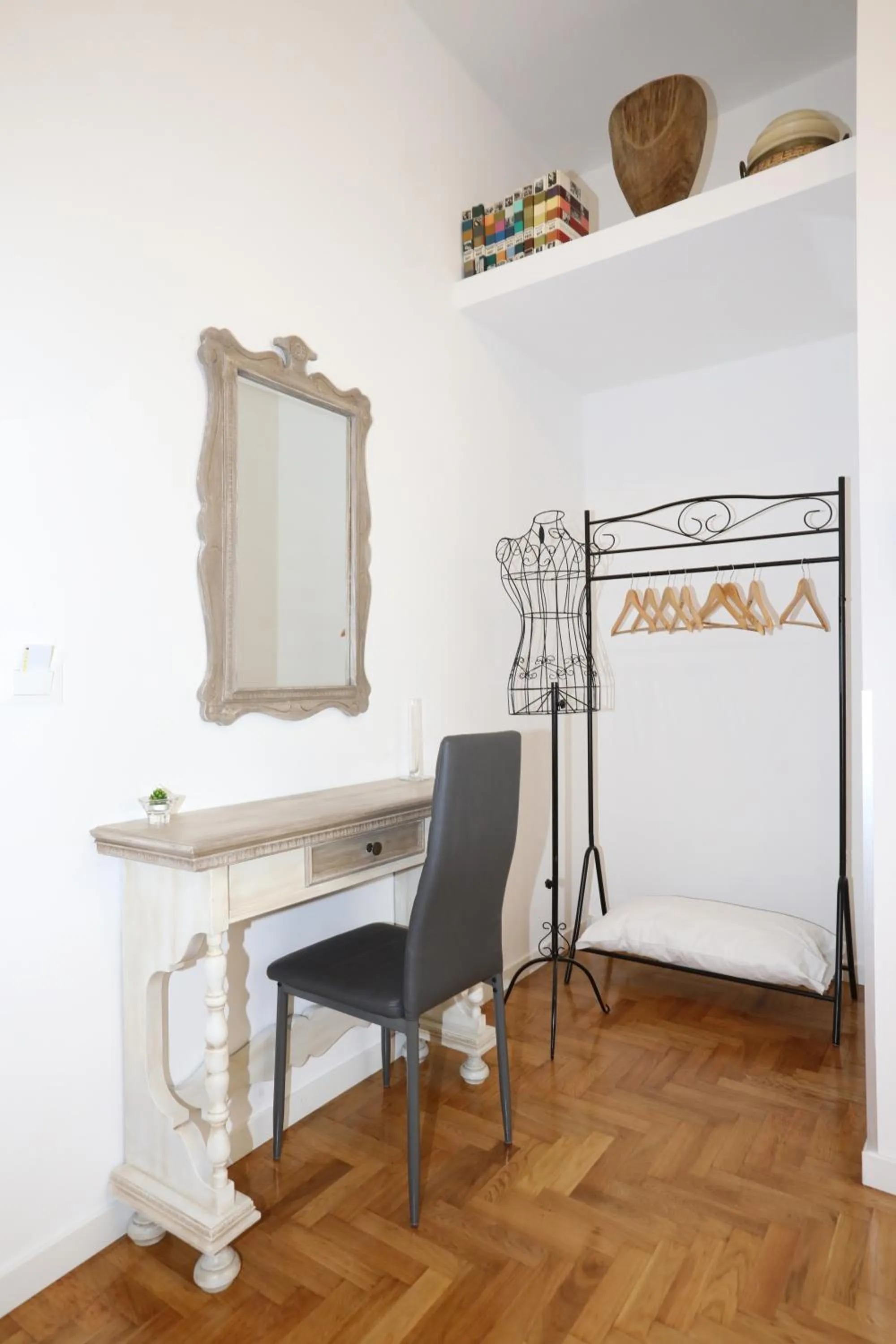 Seating area in Unique luxury apartment and rooms