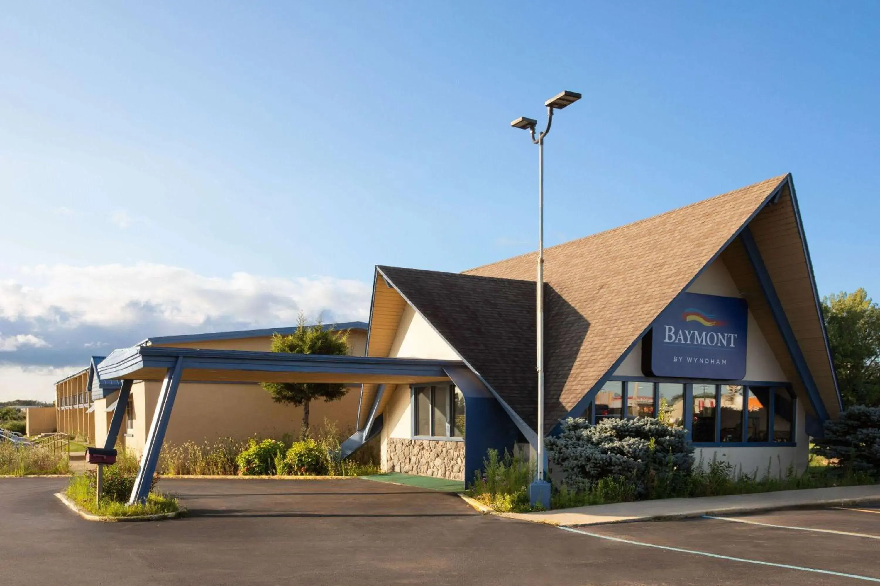 Property building in Baymont by Wyndham Bay City Property building in Baymont by Wyndham Bay City