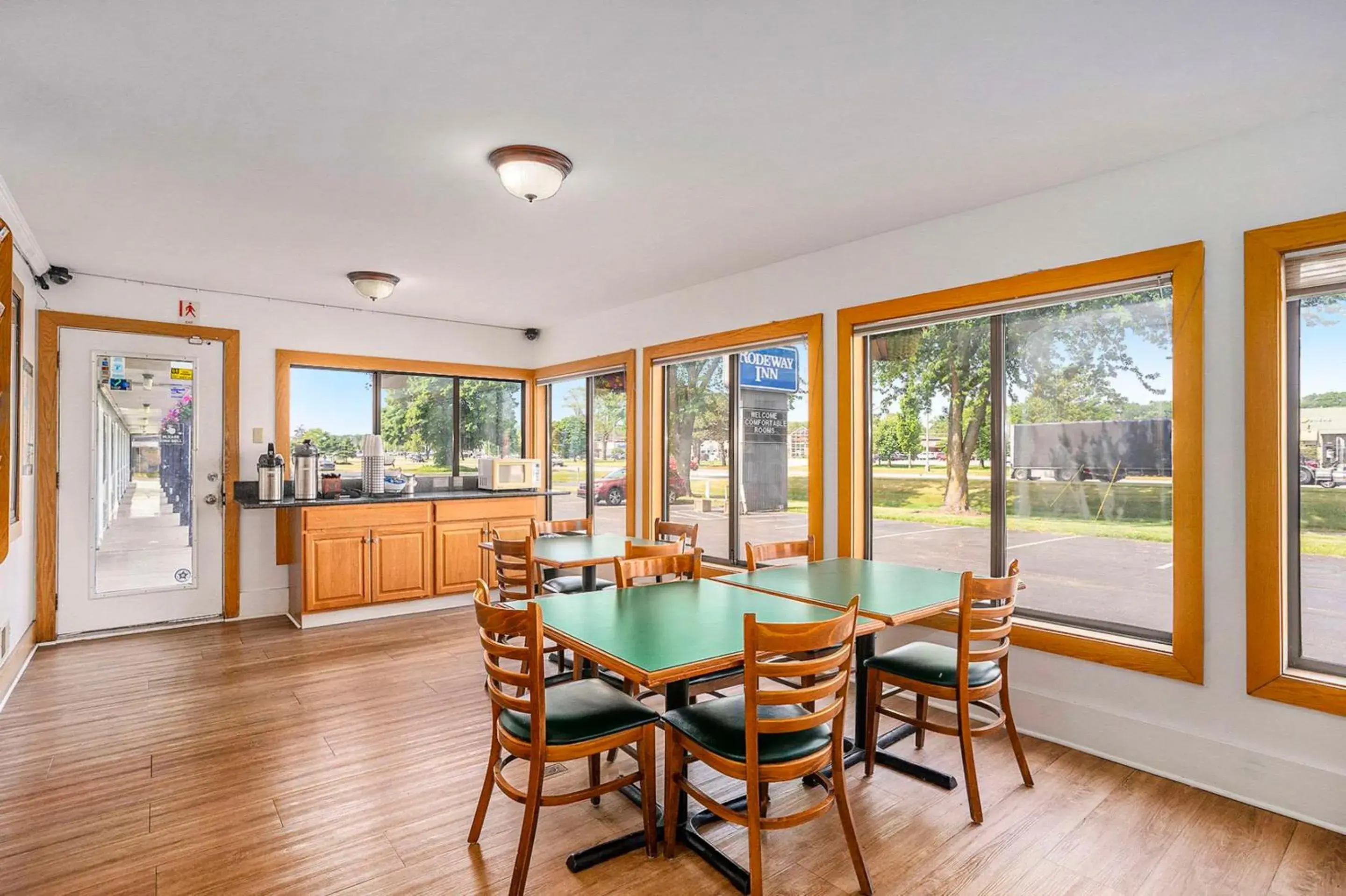 Lobby or reception in Rodeway Inn Lobby or reception in Rodeway Inn