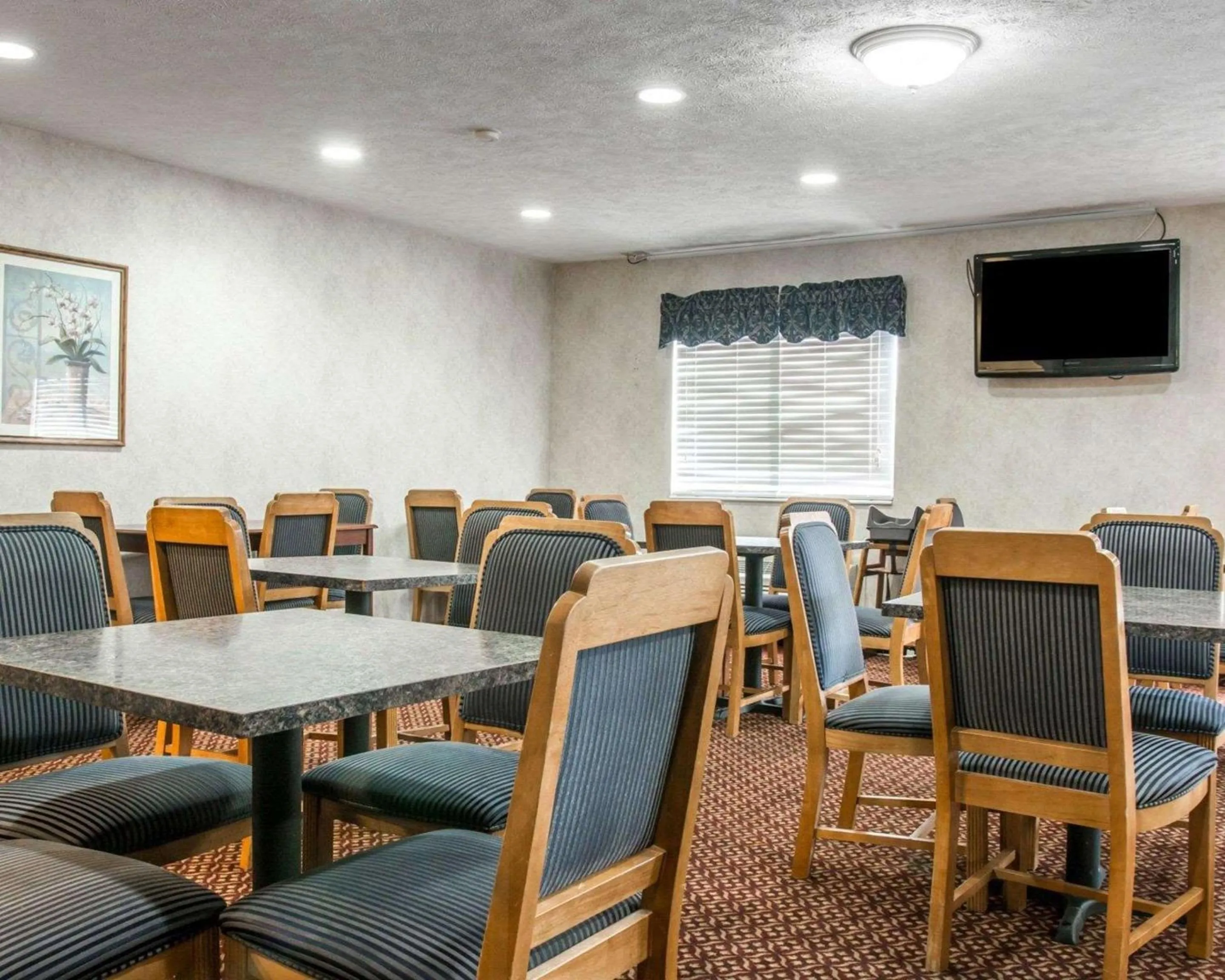 Restaurant/places to eat in Quality Inn Hudsonville South