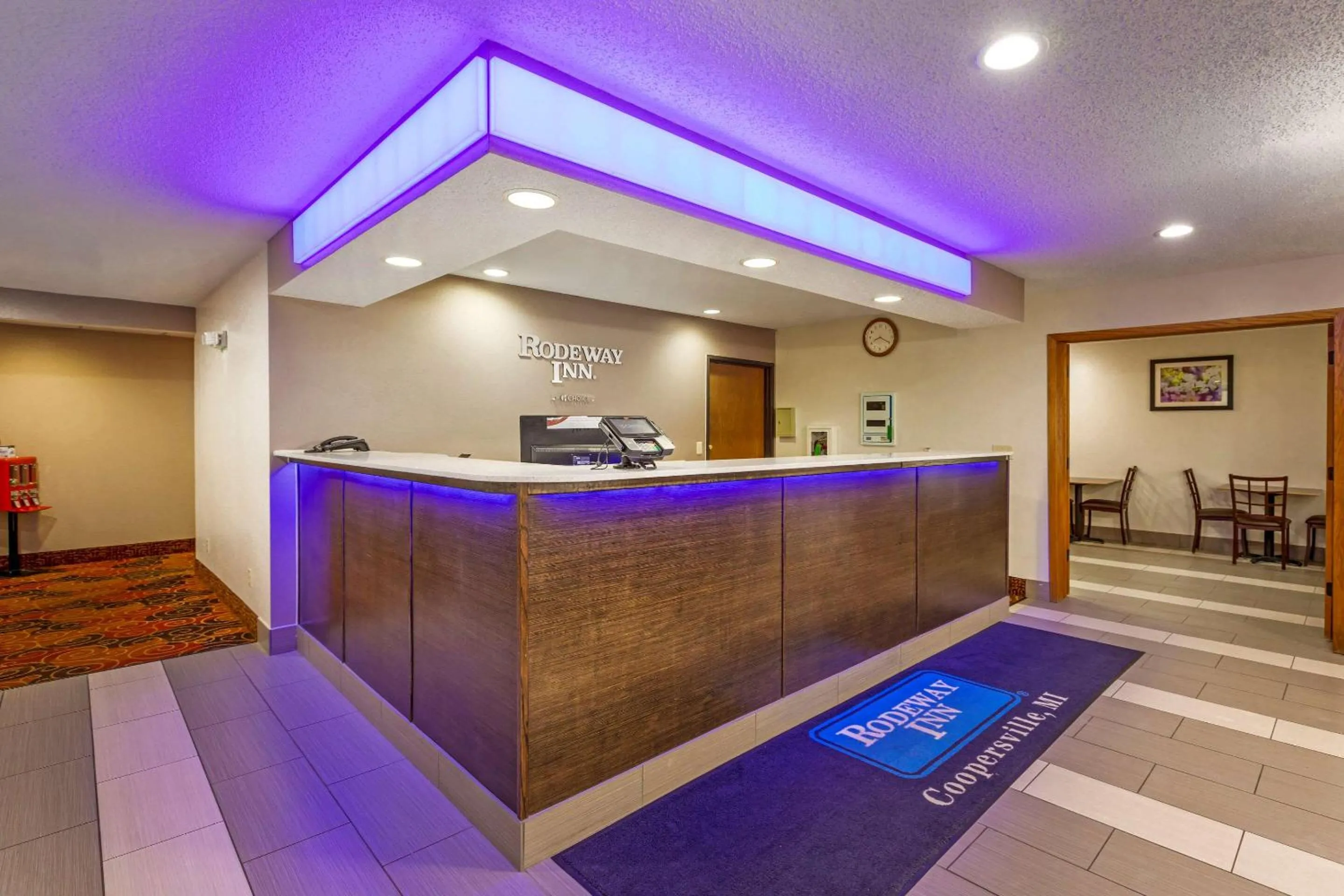 Lobby or reception in Rodeway Inn