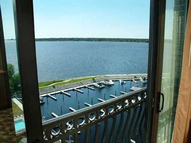 Balcony/Terrace in Shoreline Inn & Conference Center, an Ascend Collection Hotel