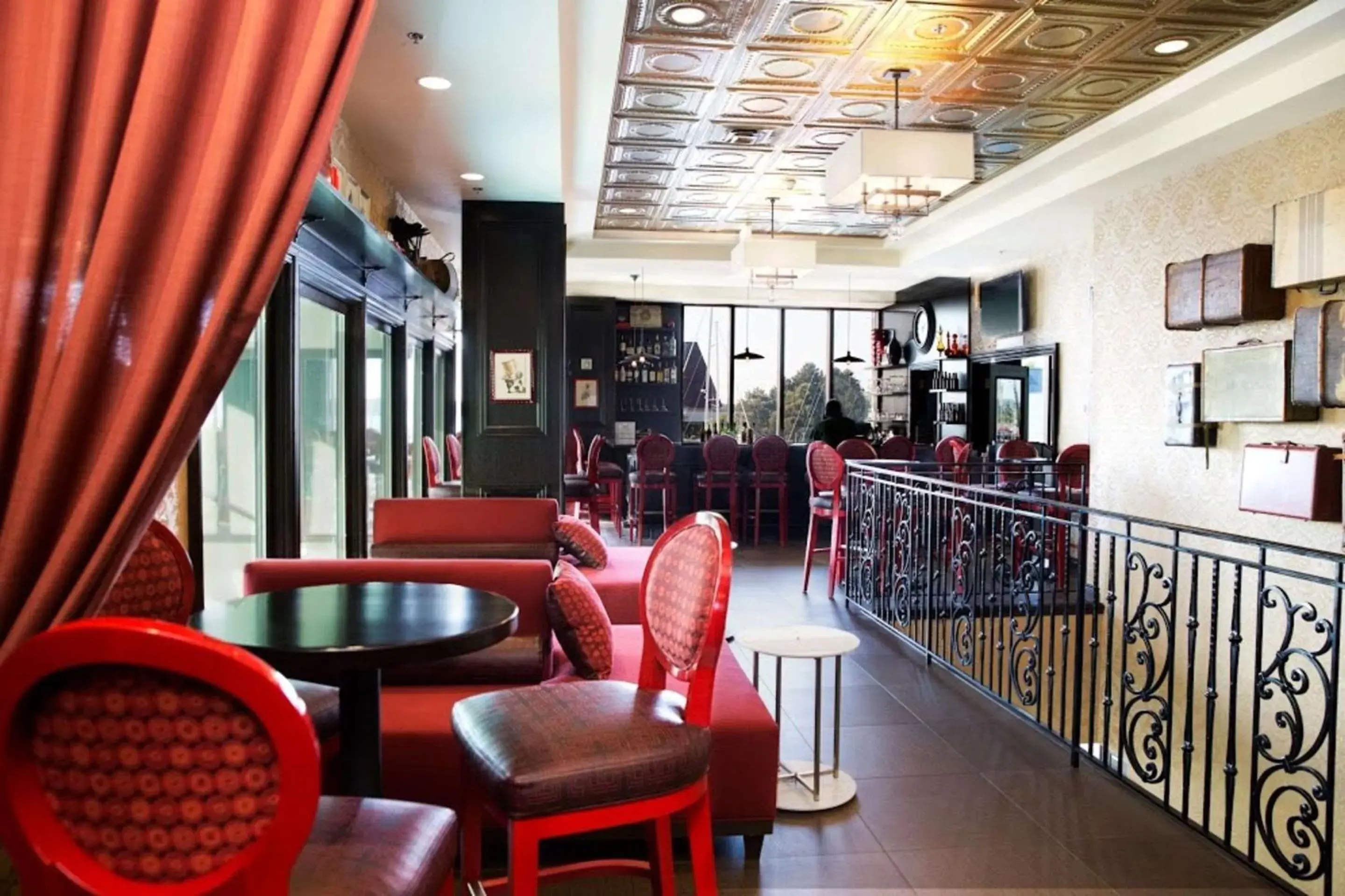Restaurant/places to eat in Shoreline Inn & Conference Center, an Ascend Collection Hotel Restaurant/places to eat in Shoreline Inn & Conference Center, an Ascend Collection Hotel