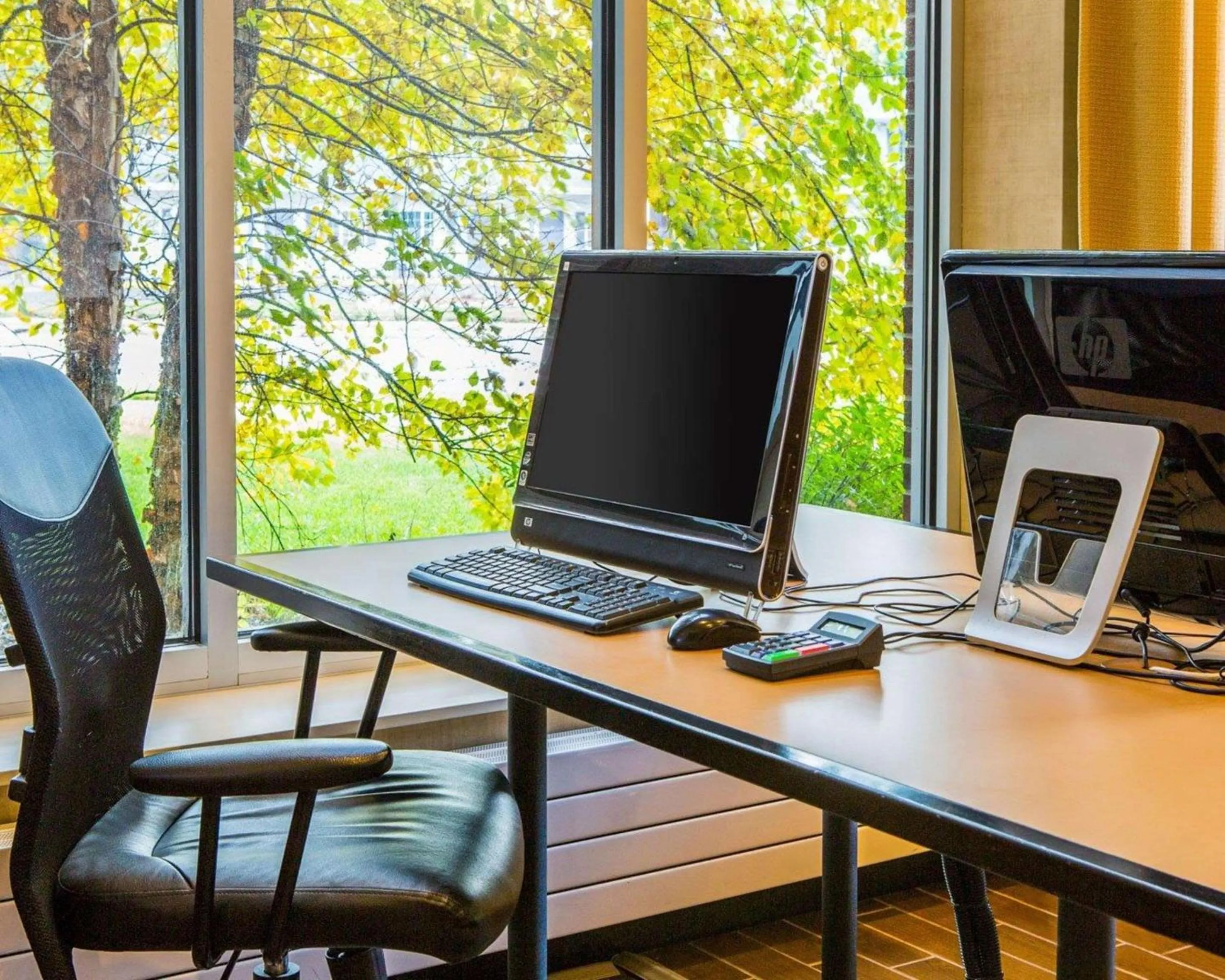 Business facilities in Cambria Hotel Traverse City