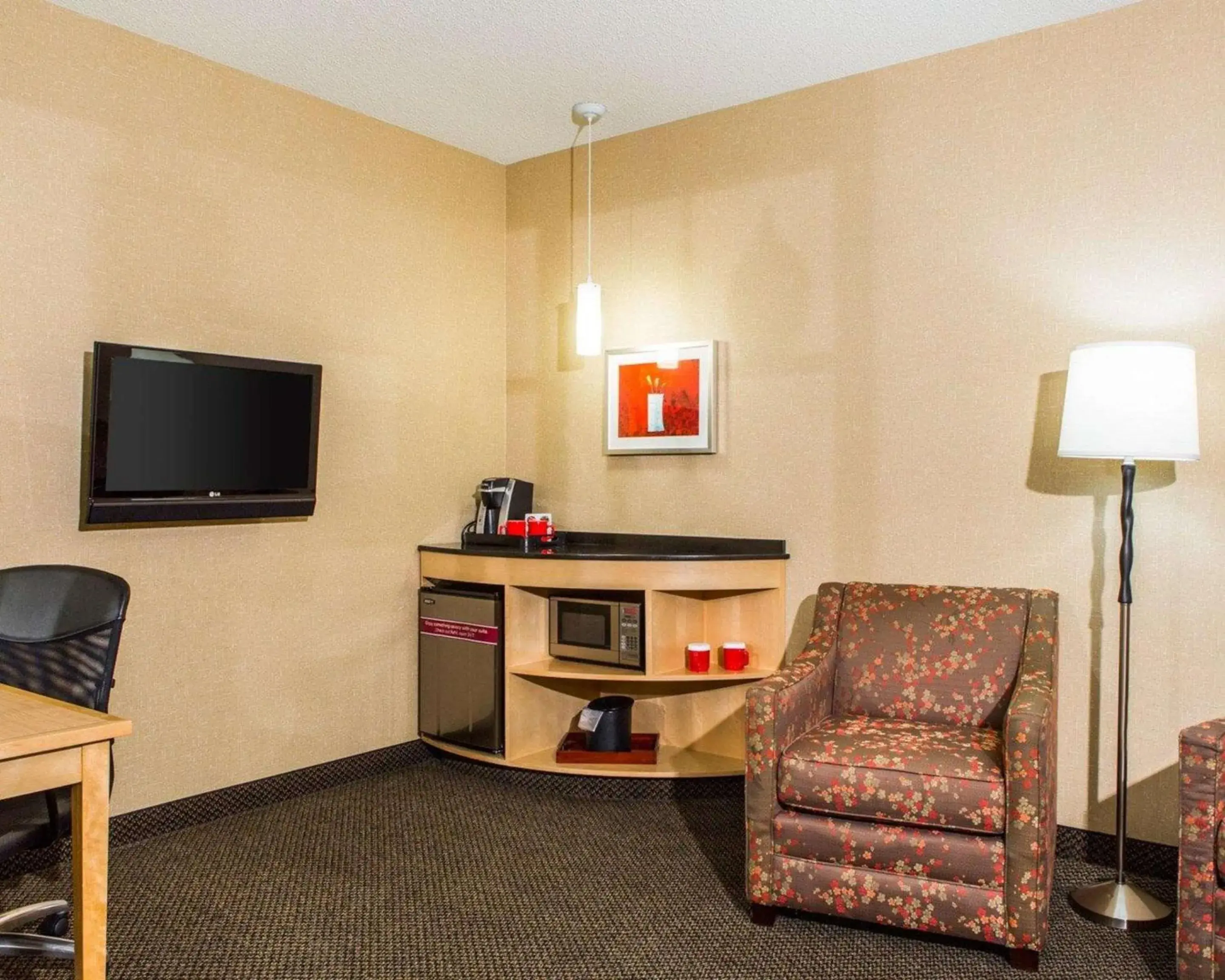 Bedroom in Cambria Hotel Traverse City Bedroom in Cambria Hotel Traverse City