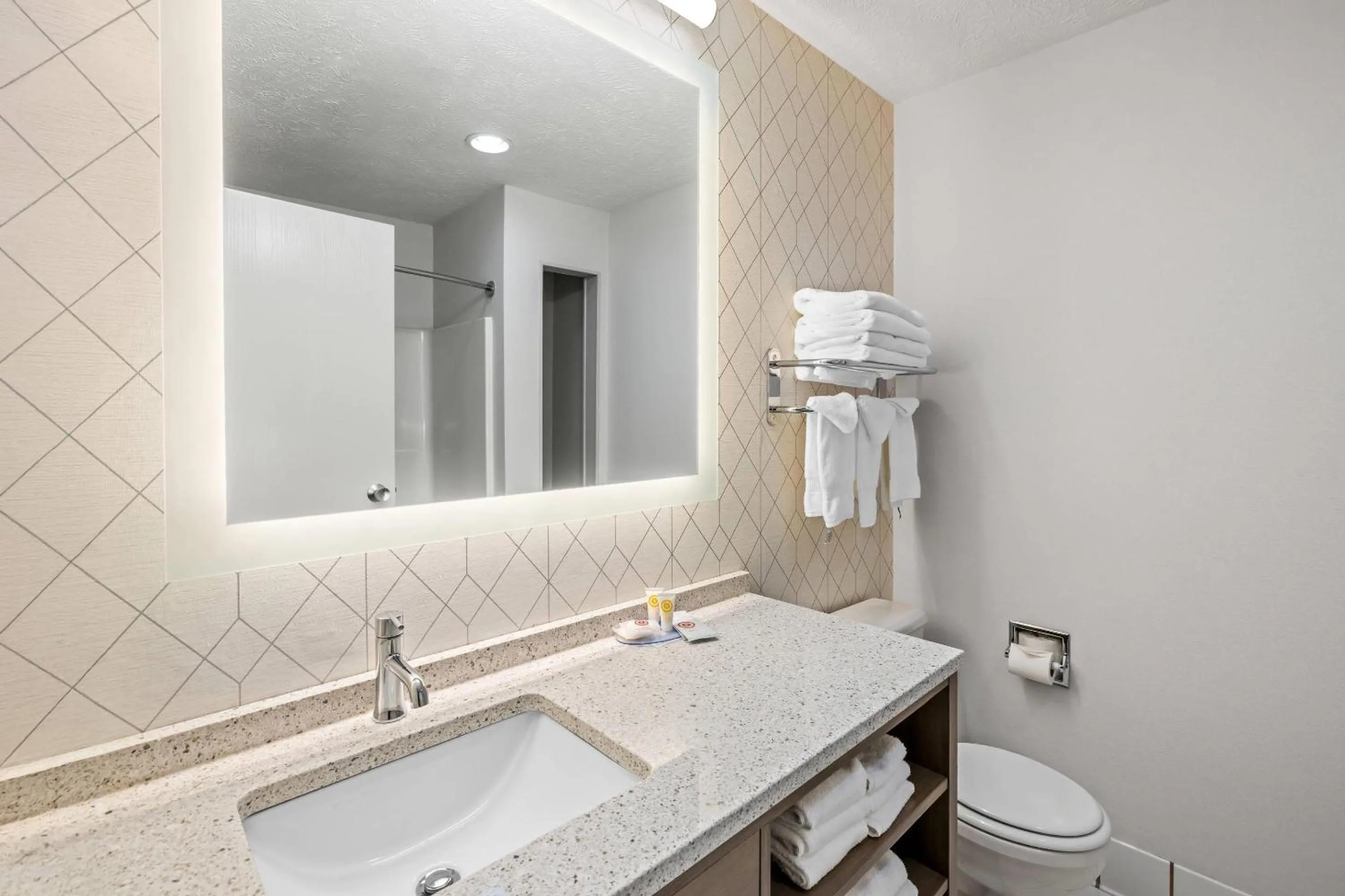 Bedroom in Comfort Inn Traverse City