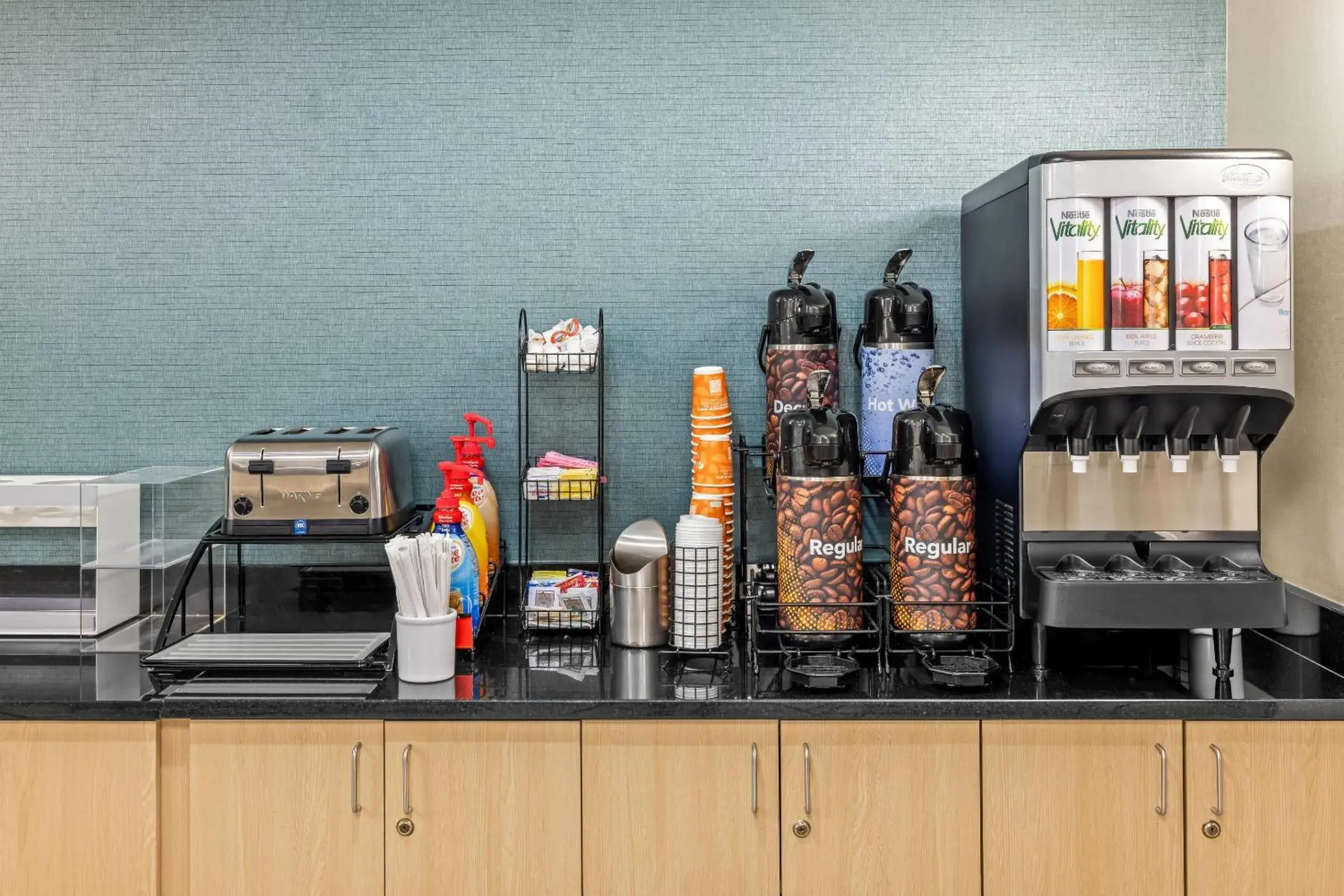 Breakfast in Comfort Inn Traverse City Breakfast in Comfort Inn Traverse City