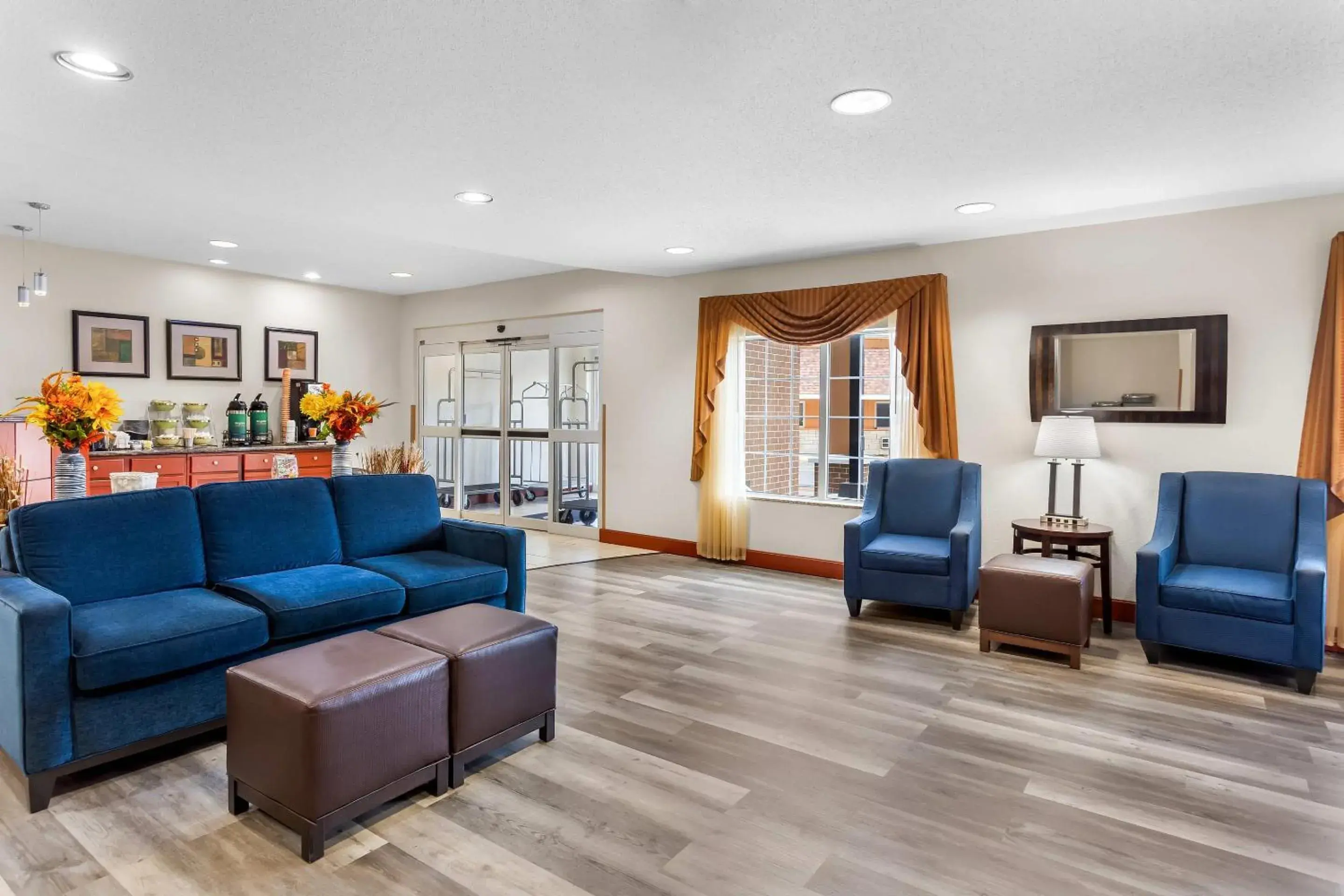 Lobby or reception in Quality Inn Near Interstate I94 Lobby or reception in Quality Inn Near Interstate I94