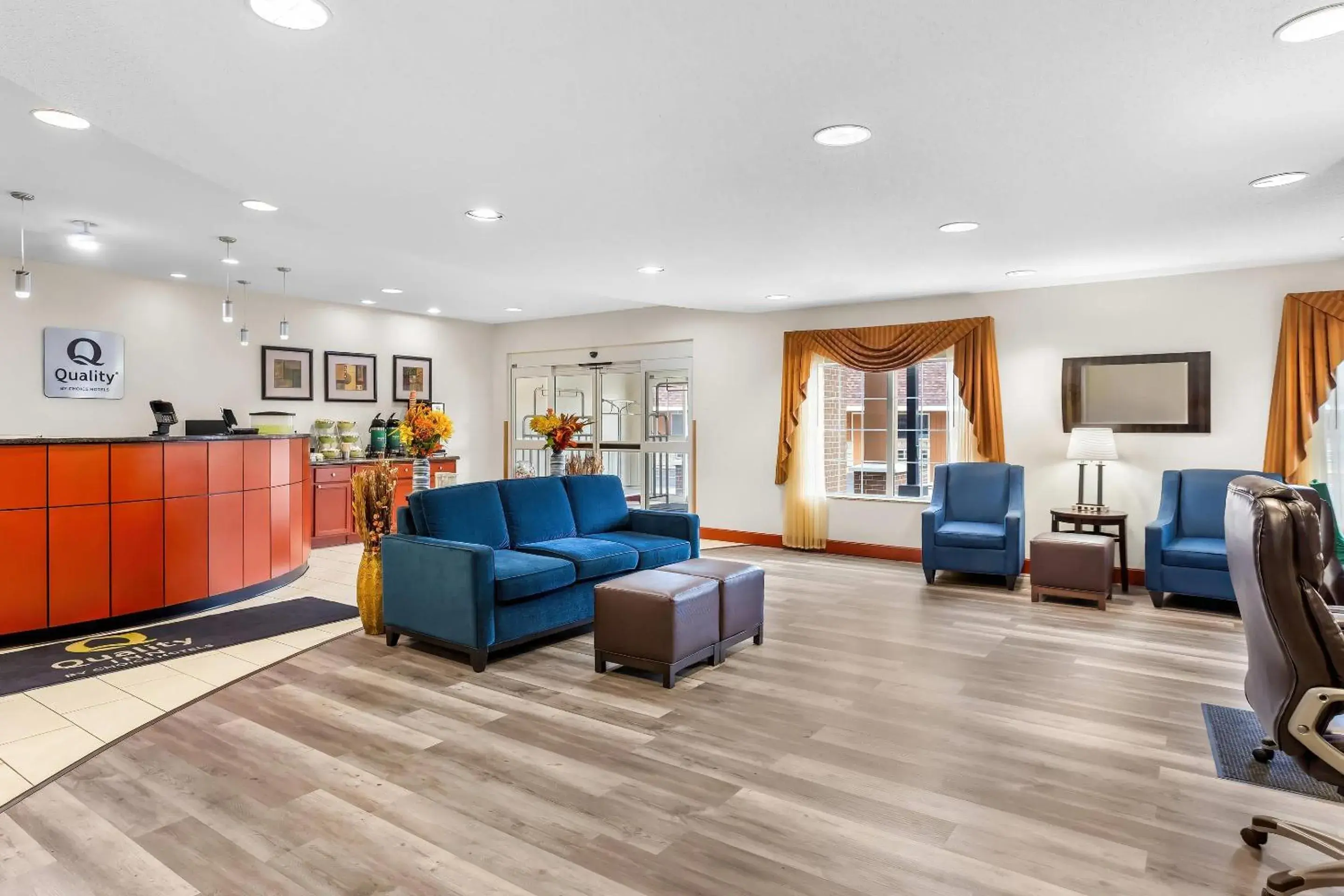 Lobby or reception in Quality Inn Near Interstate I94 Lobby or reception in Quality Inn Near Interstate I94