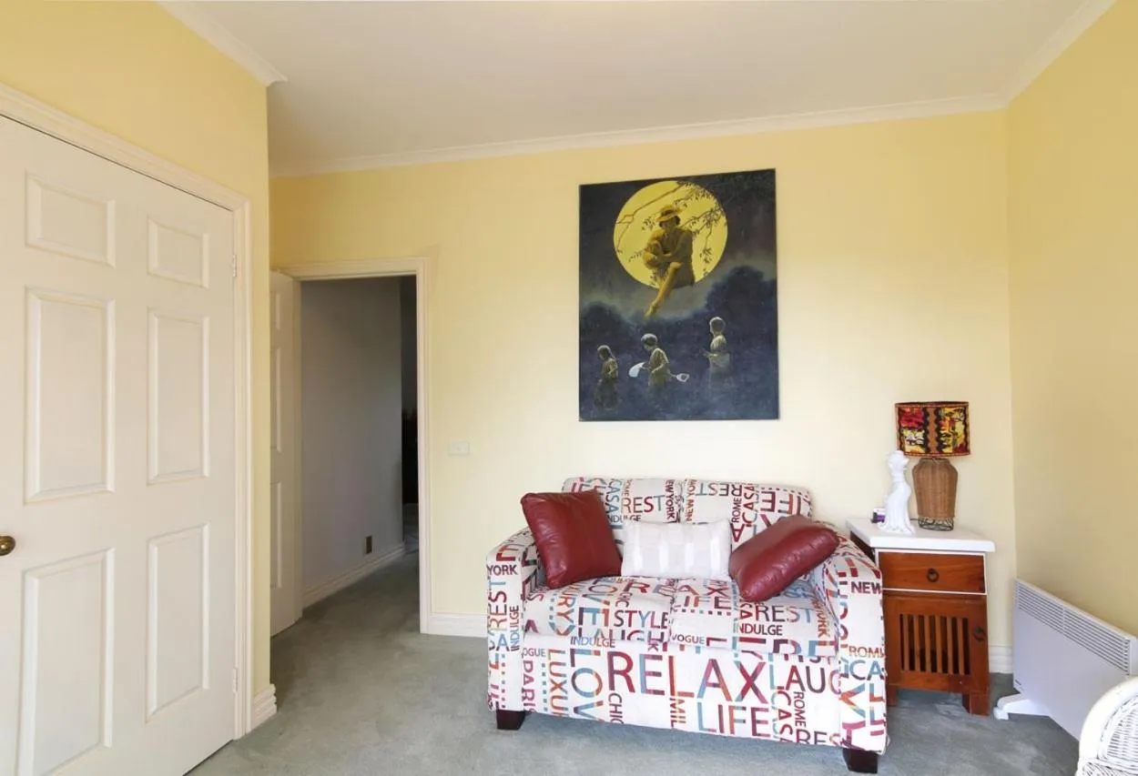 Living room in Nicholson BnB and Arts Centre