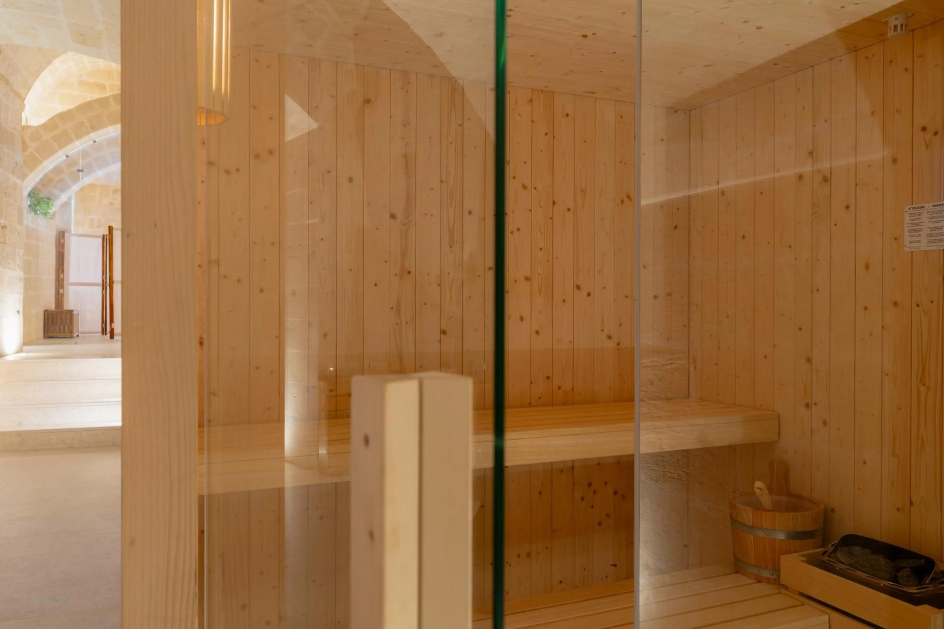 Sauna in Endea Suite Rooms & Lounge SPA