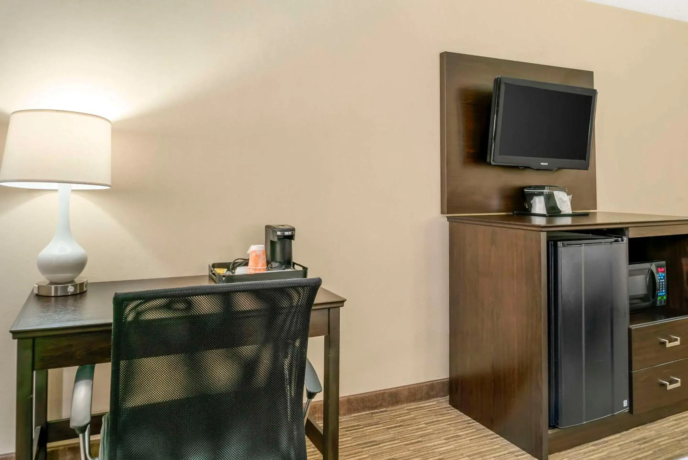 Bedroom in Quality Inn & Suites Monroe Bedroom in Quality Inn & Suites Monroe