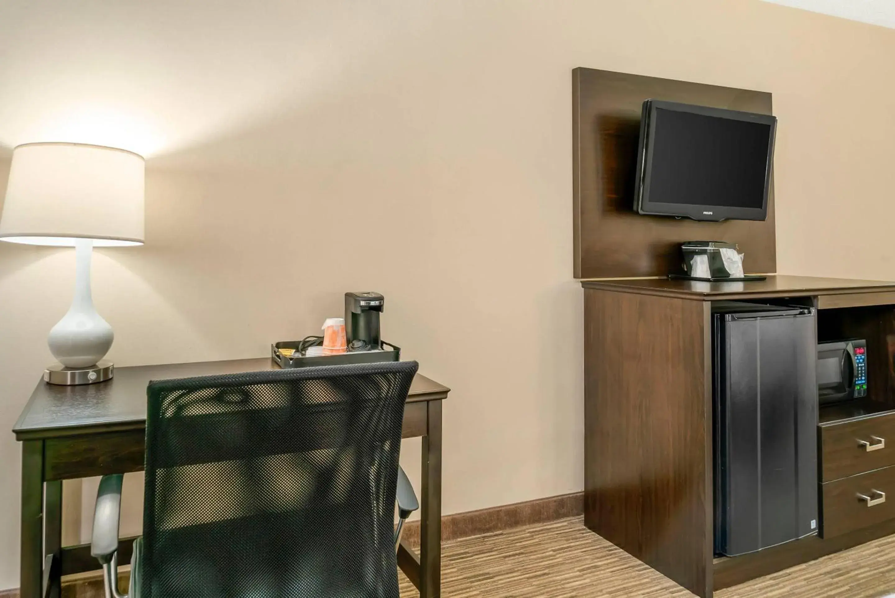 Bedroom in Quality Inn & Suites Monroe Bedroom in Quality Inn & Suites Monroe