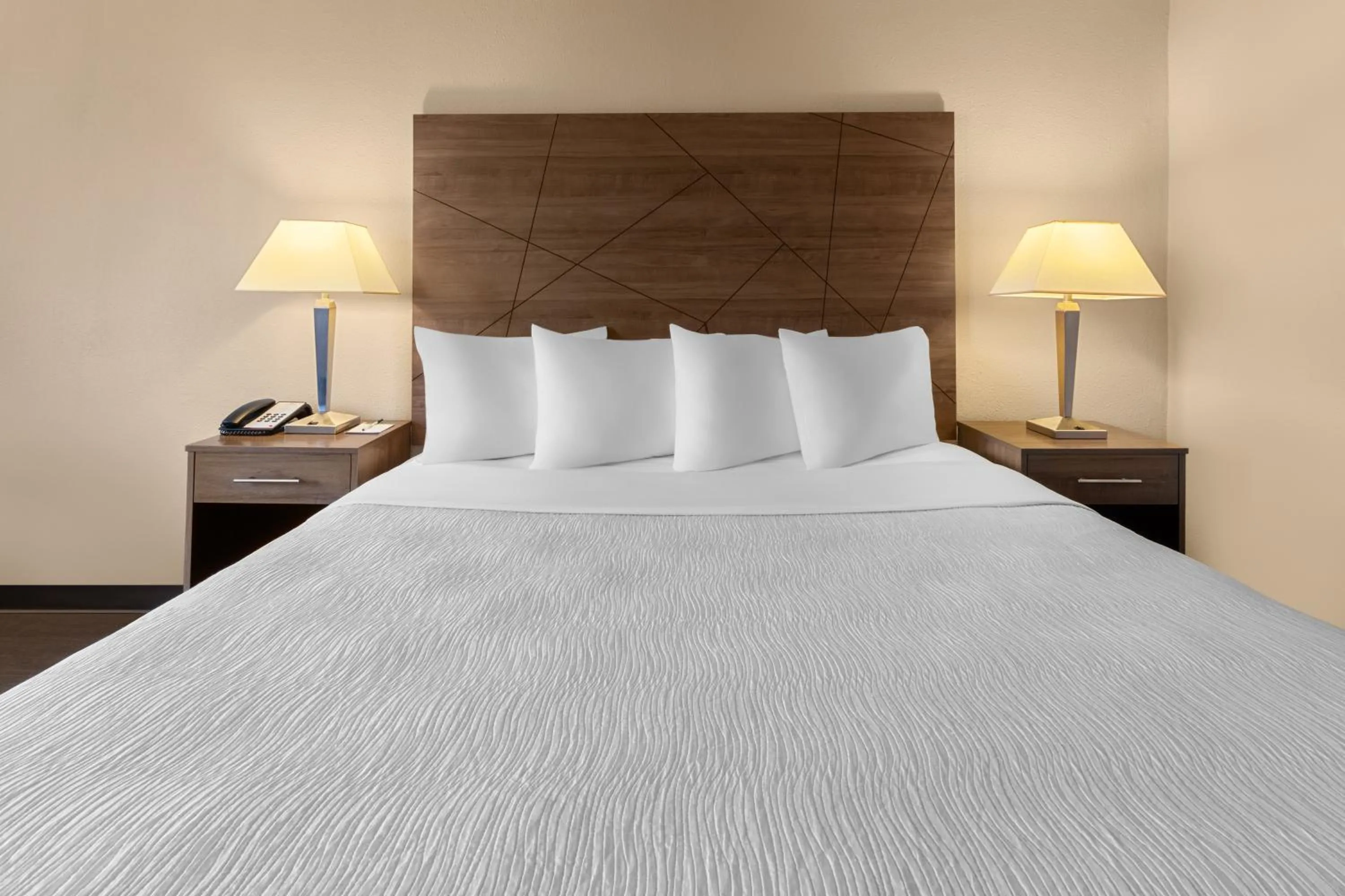 Bed in Wingate by Wyndham Troy