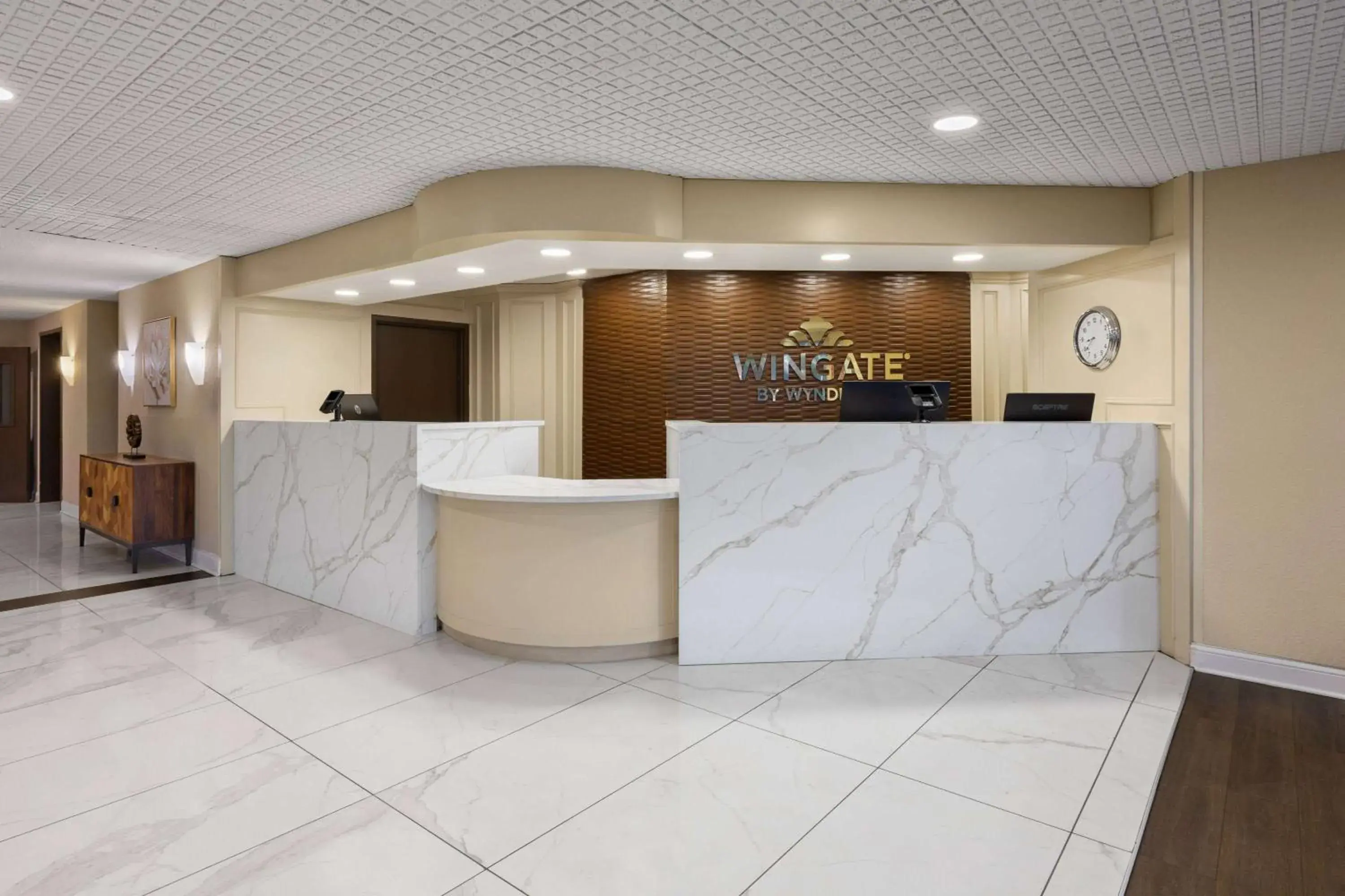 Lobby or reception in Wingate by Wyndham Troy Lobby or reception in Wingate by Wyndham Troy