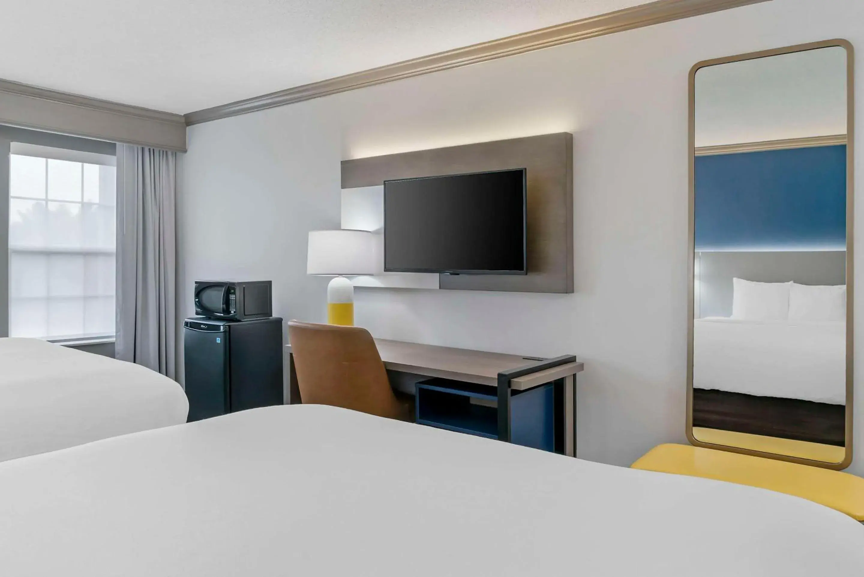 Bedroom, Bed in Comfort Inn Plainwell Bedroom, Bed in Comfort Inn Plainwell