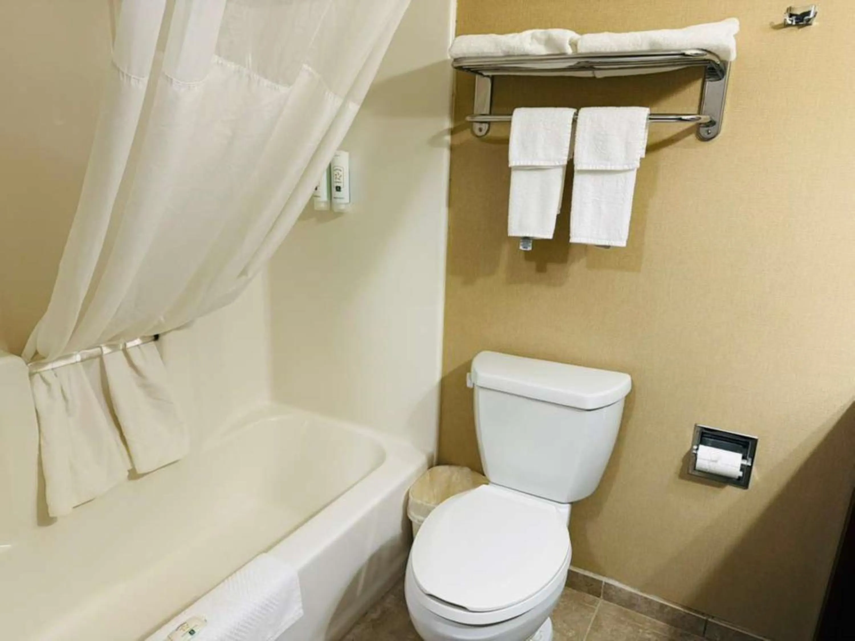 Quality Inn Marshall near University