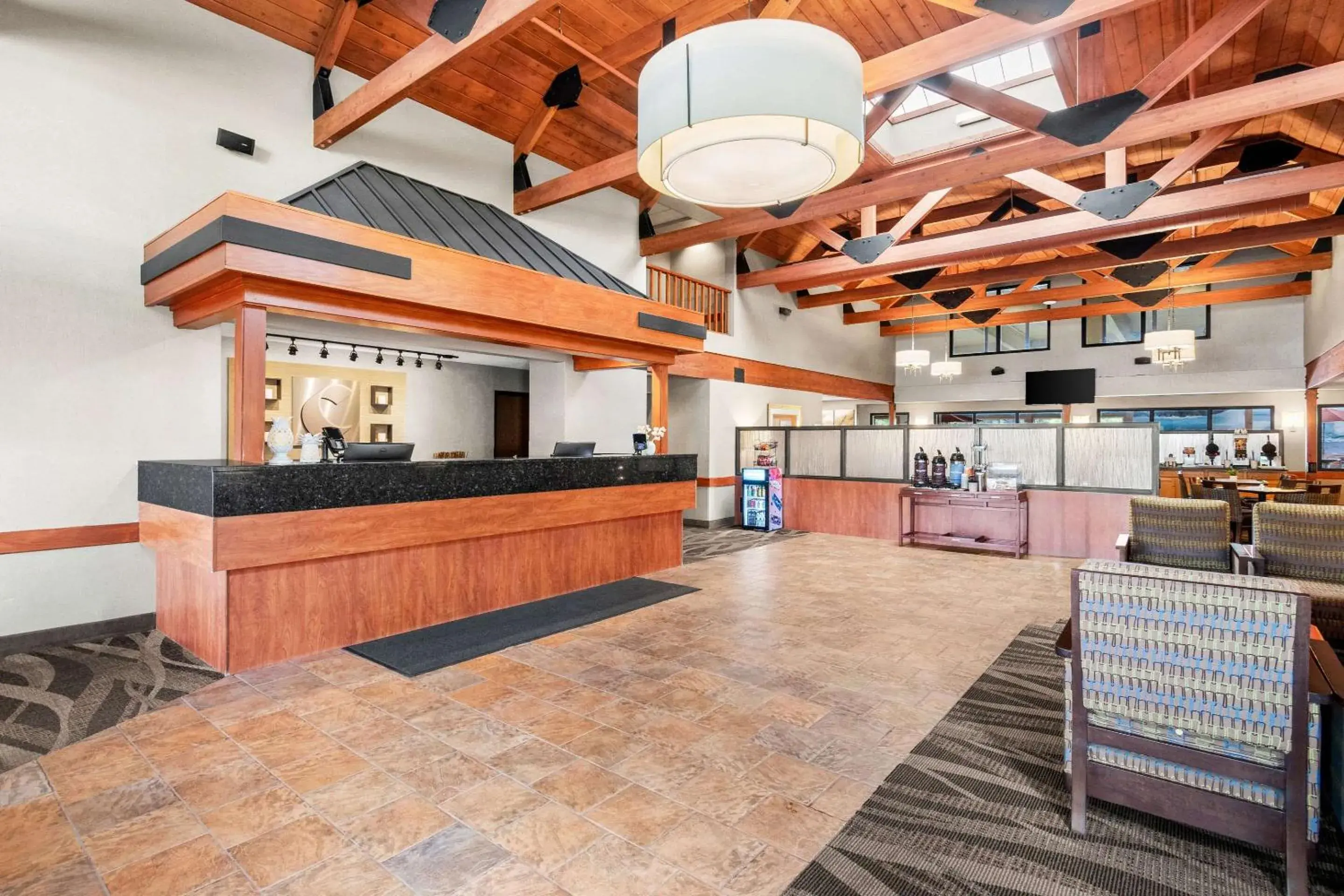 Lobby or reception in Comfort Inn Duluth West Lobby or reception in Comfort Inn Duluth West