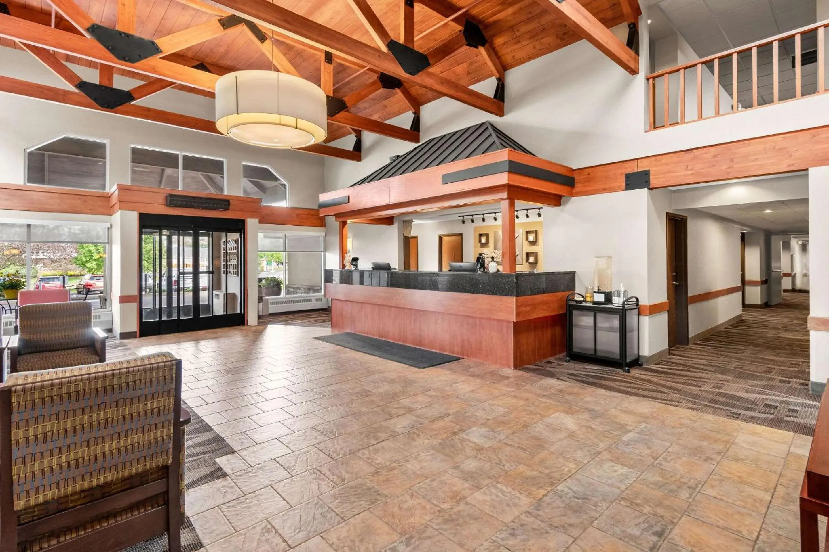 Lobby or reception in Comfort Inn Duluth West Lobby or reception in Comfort Inn Duluth West