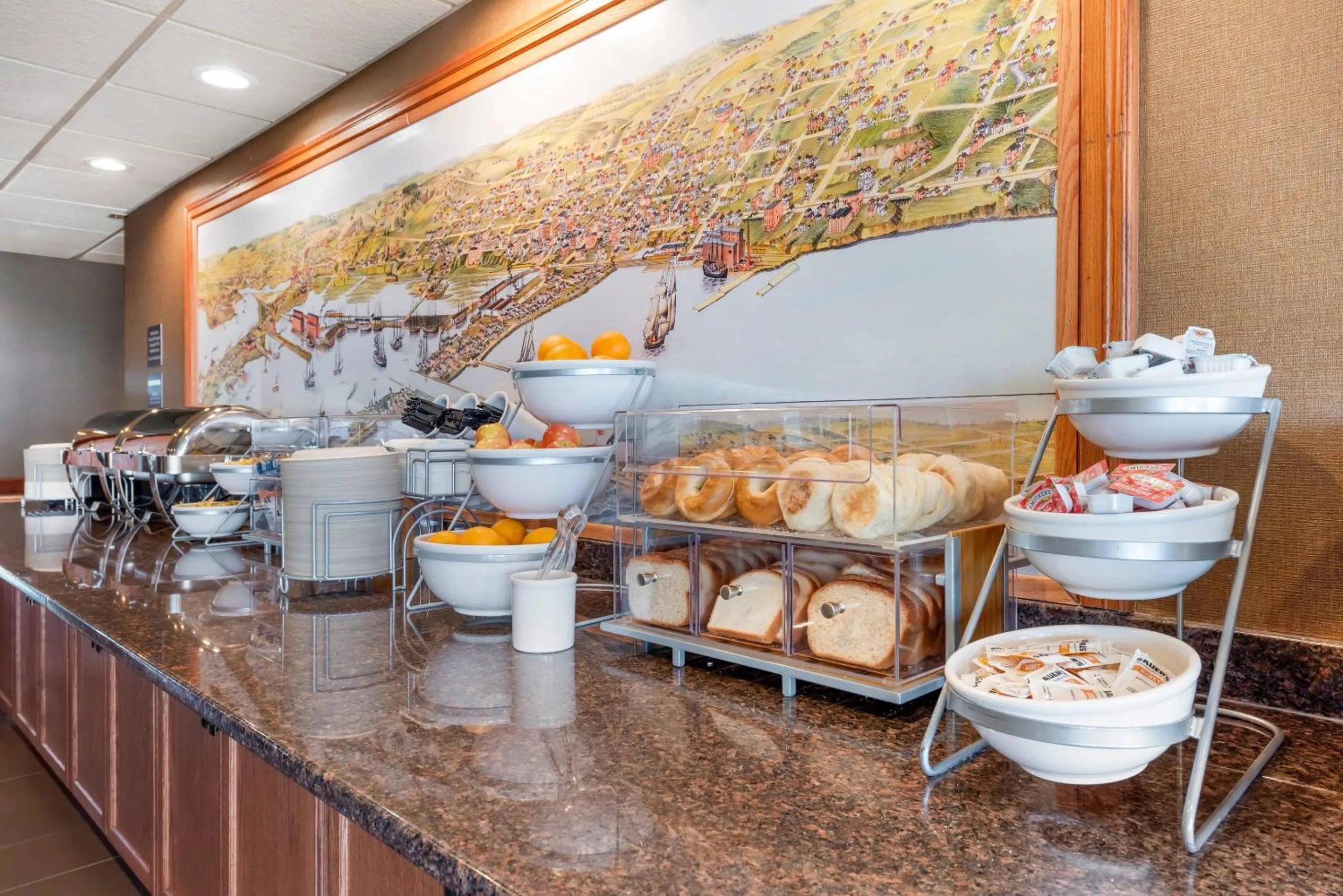 Breakfast in Lift Bridge Lodge, an Ascend Collection Hotel